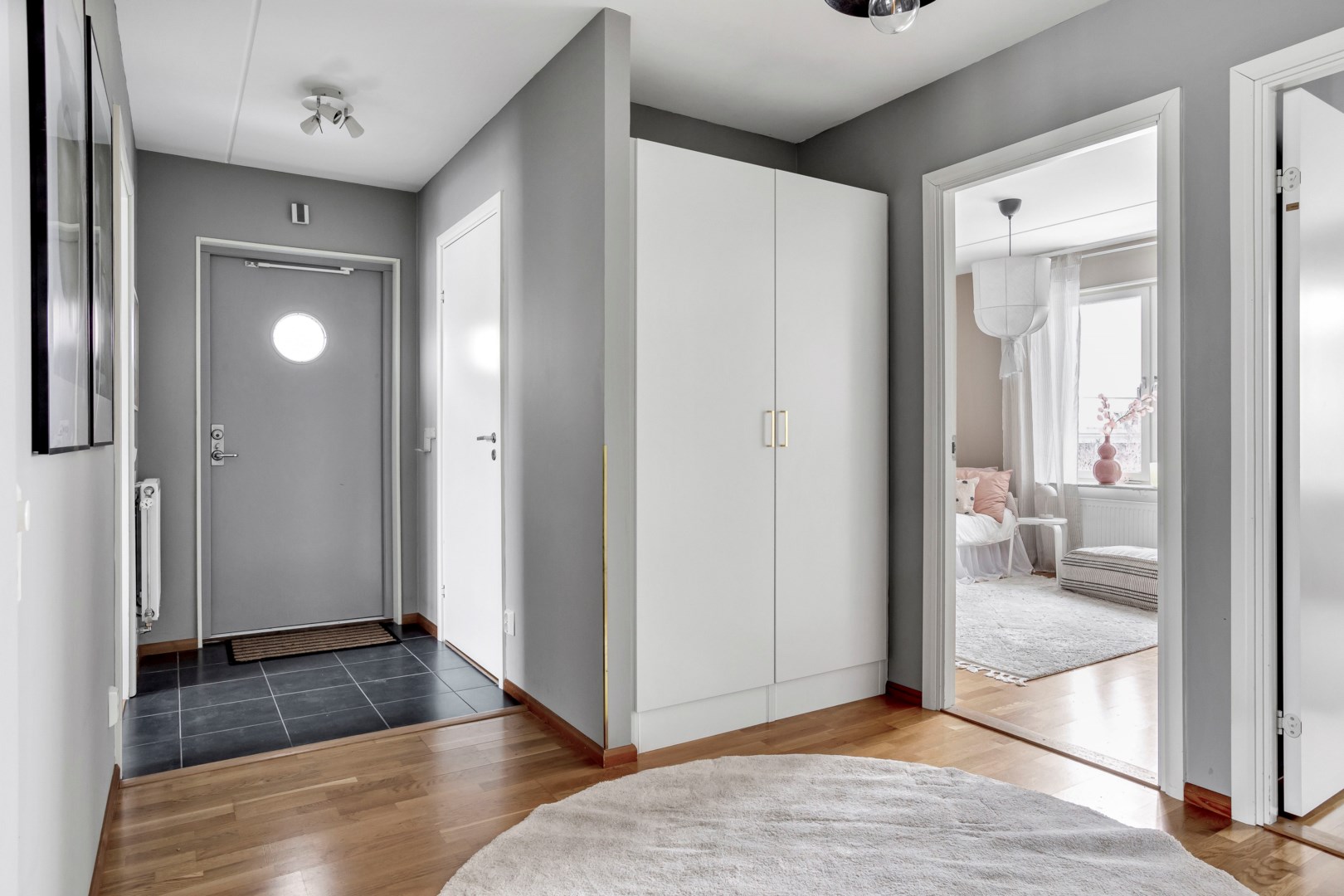 Bostadsbild från Yllevägen 14B, Såld i Nåntuna, Uppsala