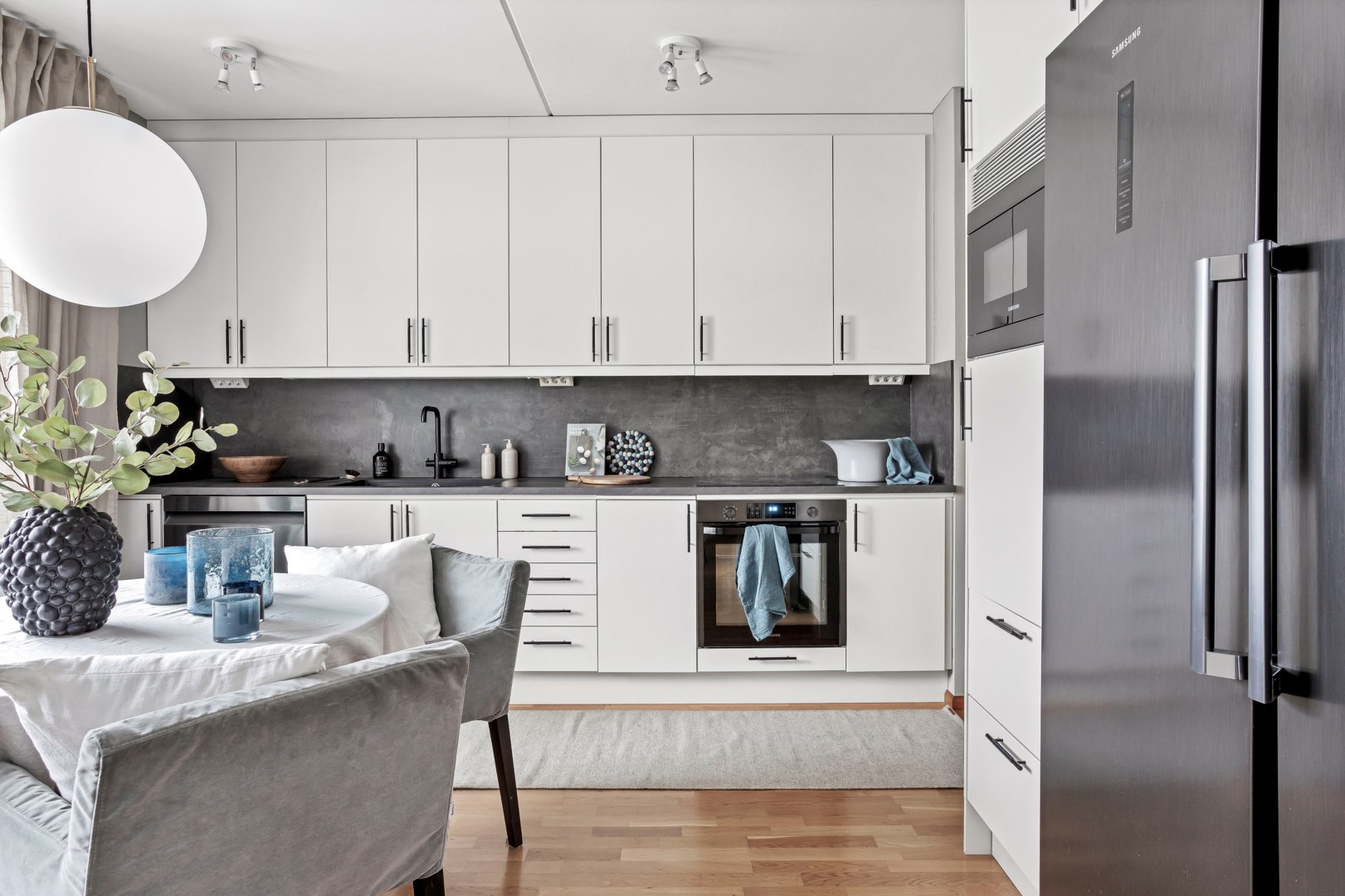 Bostadsbild från Yllevägen 14B, Såld i Nåntuna, Uppsala