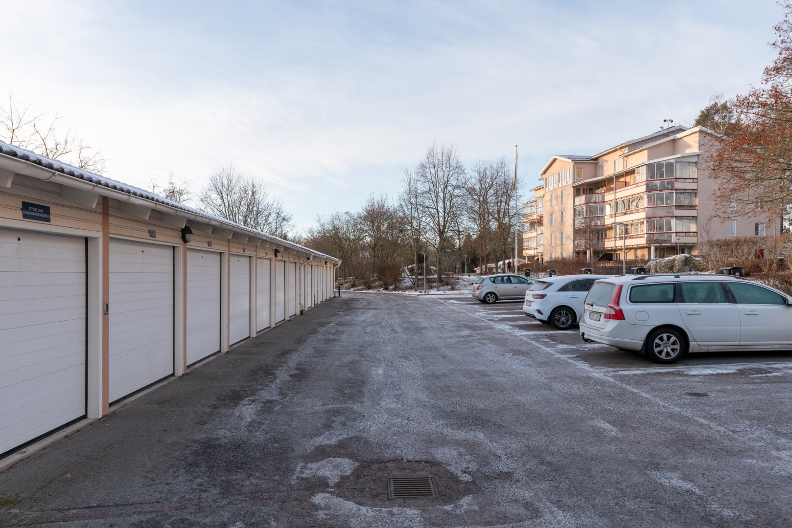 Bostadsbild från Konstnärsvägen 5, Såld i Eriksborg, Västerås
