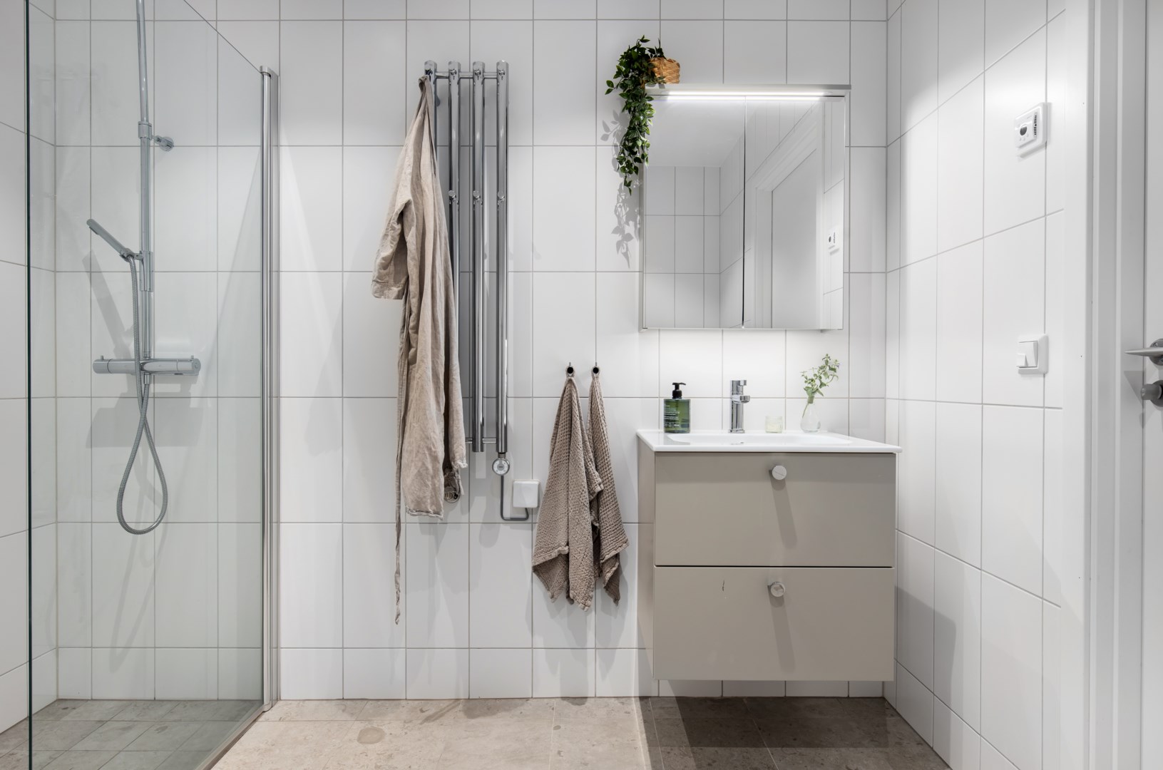 Bostadsbild från Åbroddsvägen 5J, Såld i Kummelnäs, Nacka