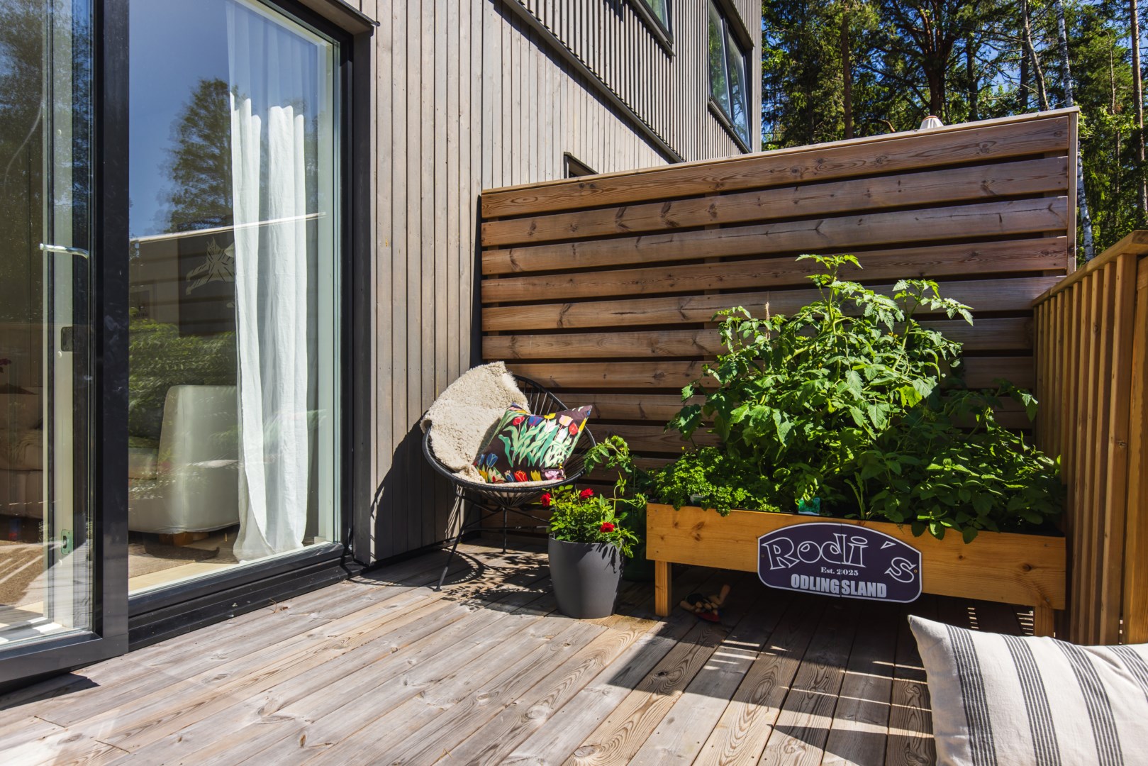 Bostadsbild från Åbroddsvägen 5J, Såld i Kummelnäs, Nacka