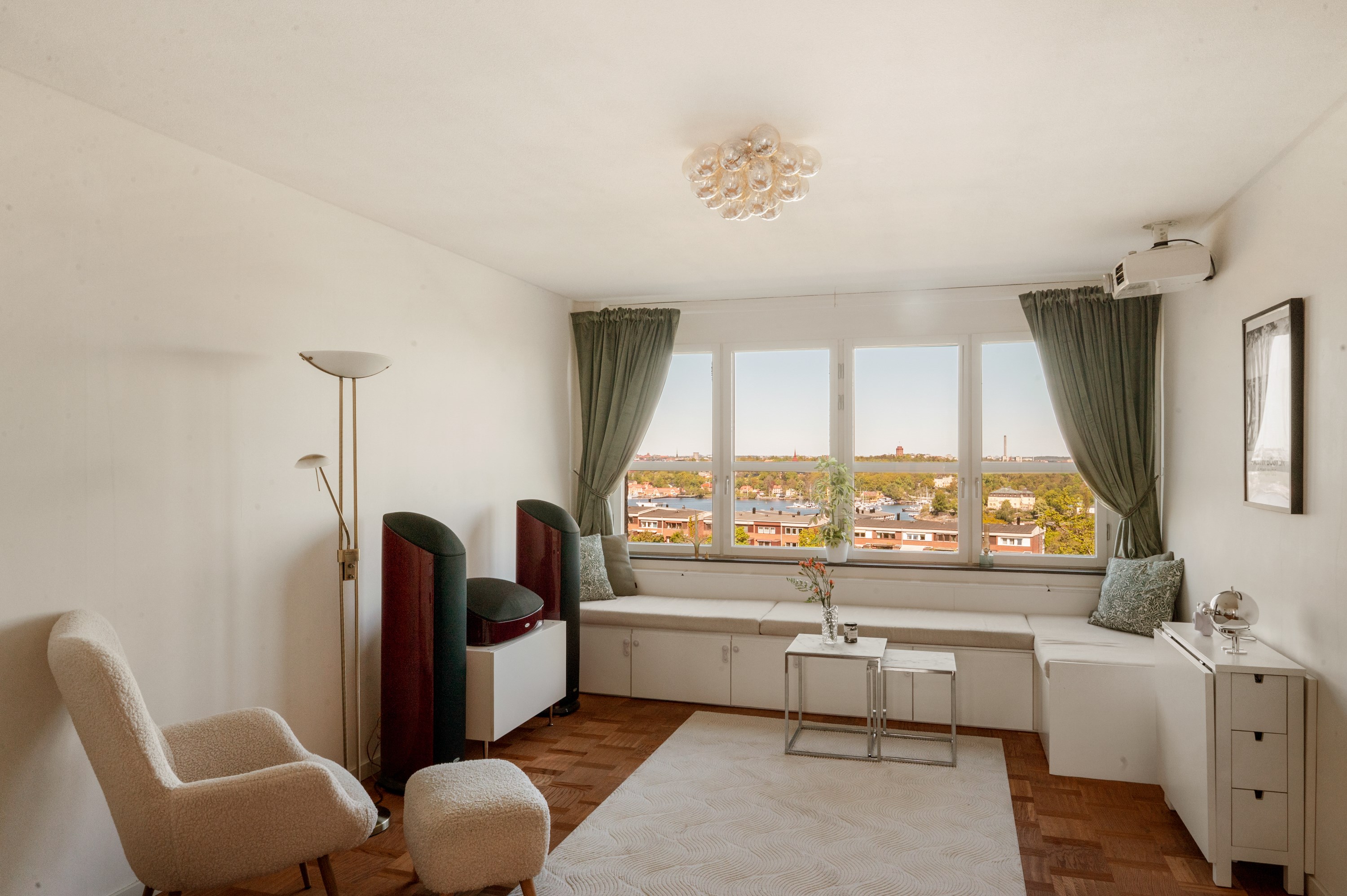 Bostadsbild från Henriksdalsringen 13, Såld i Henriksdalsberget, Nacka