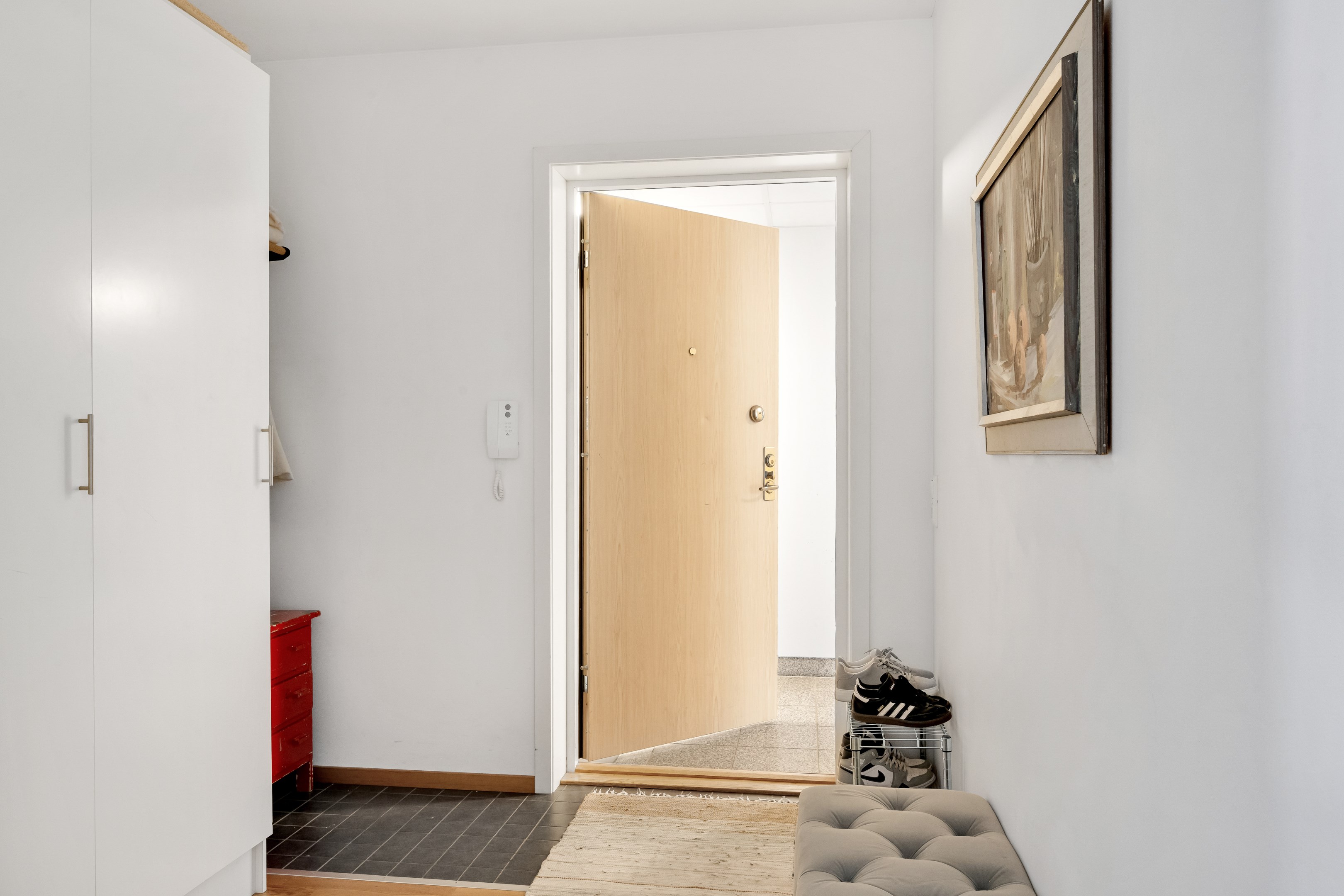 Bostadsbild från Råbyvägen 55G, Till salu i Gränby, Uppsala