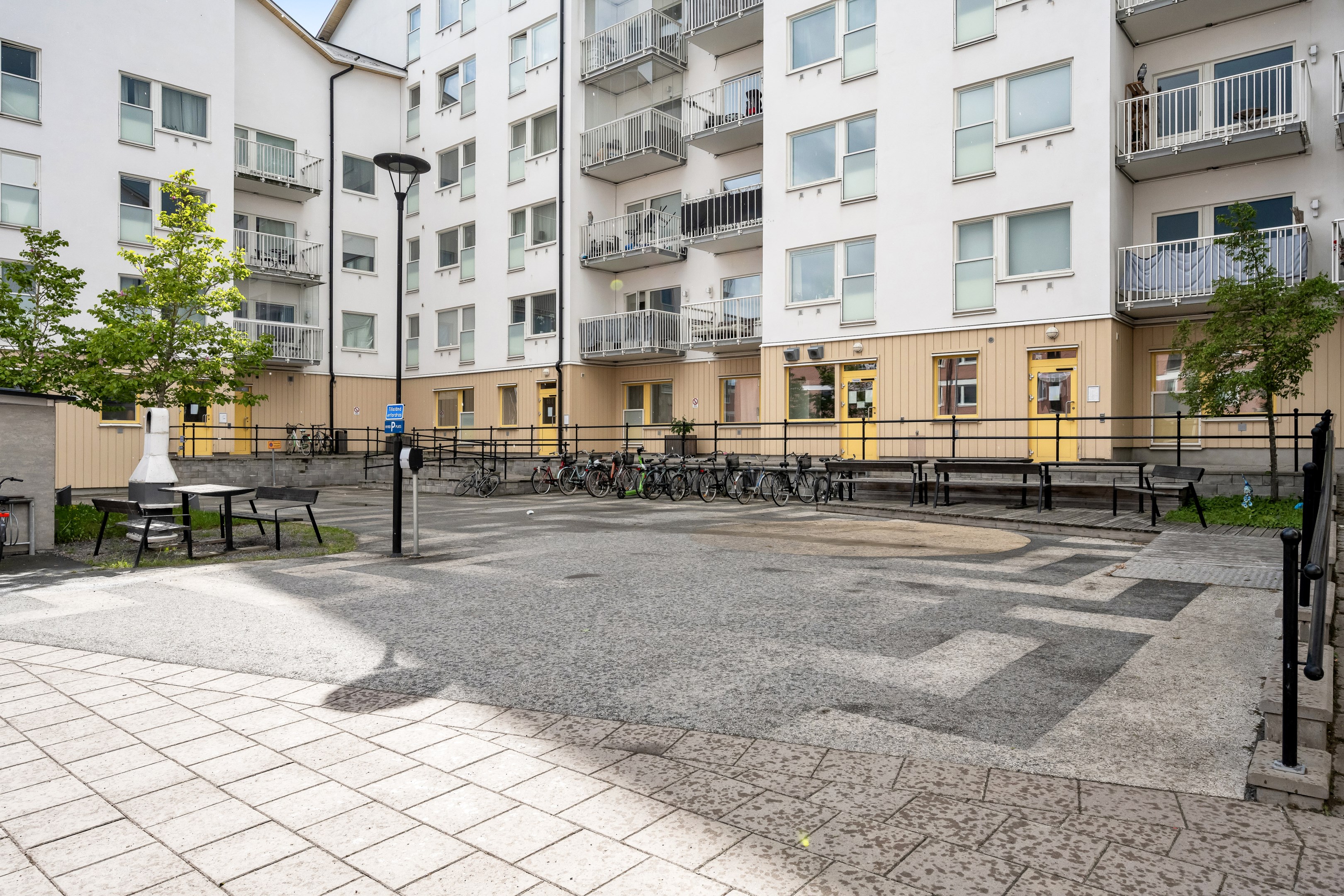 Bostadsbild från Råbyvägen 55G, Till salu i Gränby, Uppsala