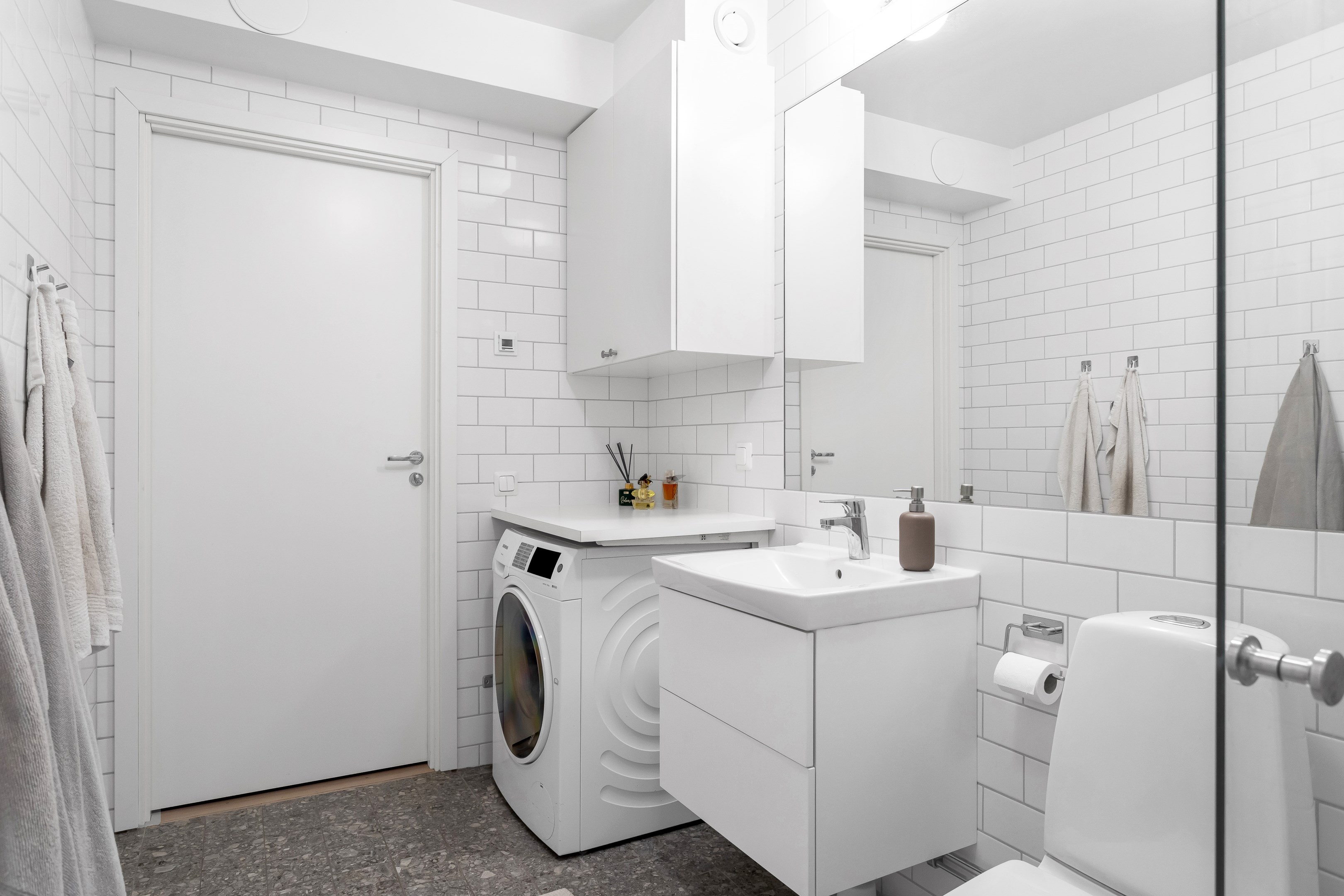 Bostadsbild från Fyrislundsgatan 23B, Såld i Salabacke, Uppsala