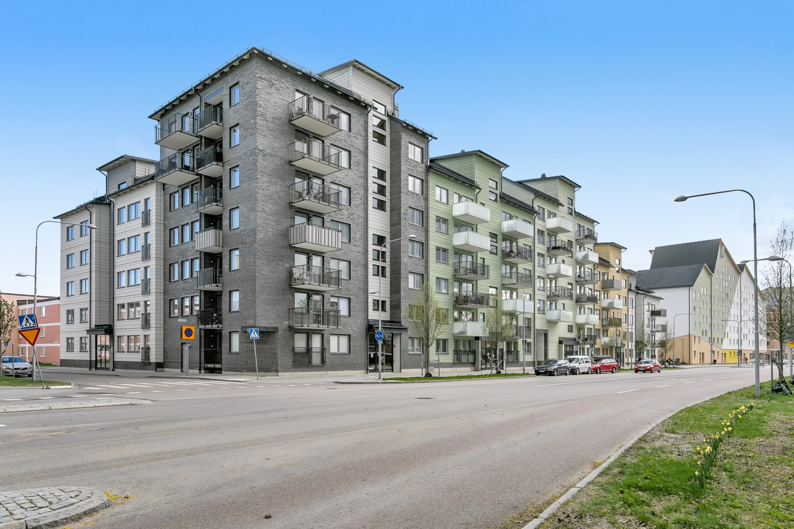 Bostadsbild från Råbyvägen 57A, Till salu i Gränby, Uppsala