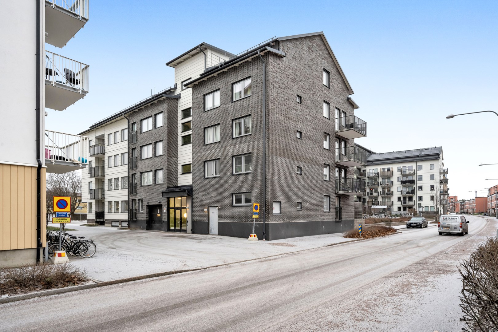 Bostadsbild från Råbyvägen 57A, Till salu i Gränby, Uppsala