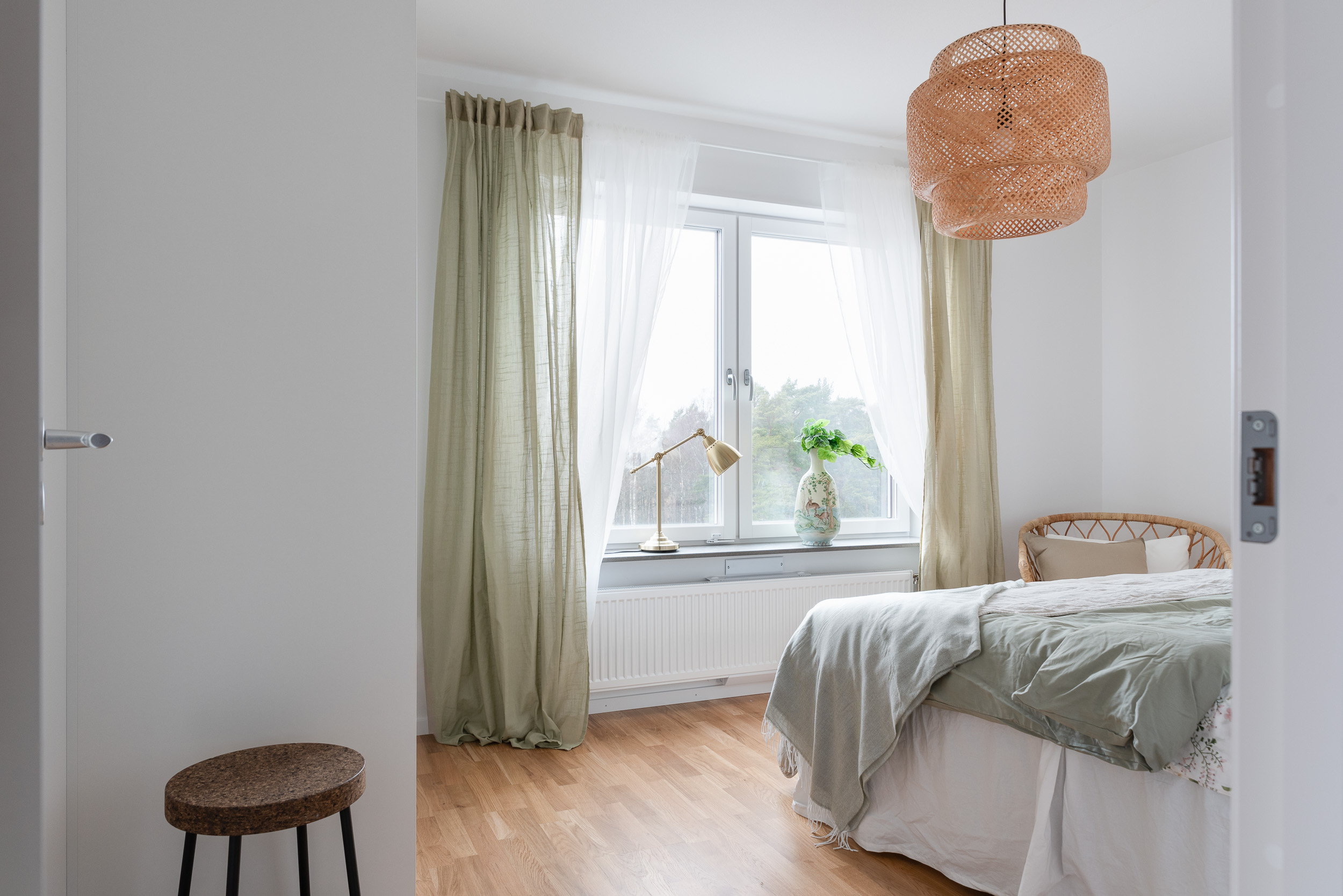 Bostadsbild från Tujagatan 9, Såld i Skiljebo, Västerås