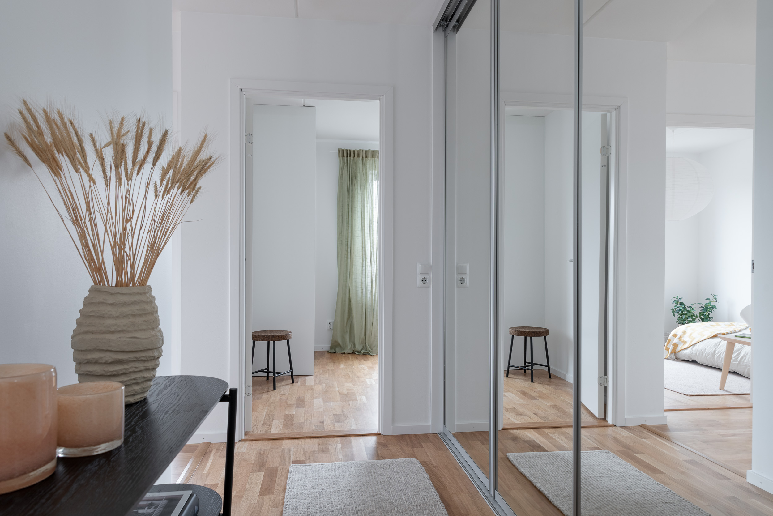 Bostadsbild från Tujagatan 9, Såld i Skiljebo, Västerås