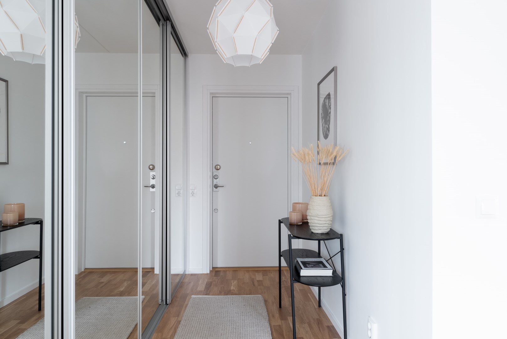 Bostadsbild från Tujagatan 9, Såld i Skiljebo, Västerås