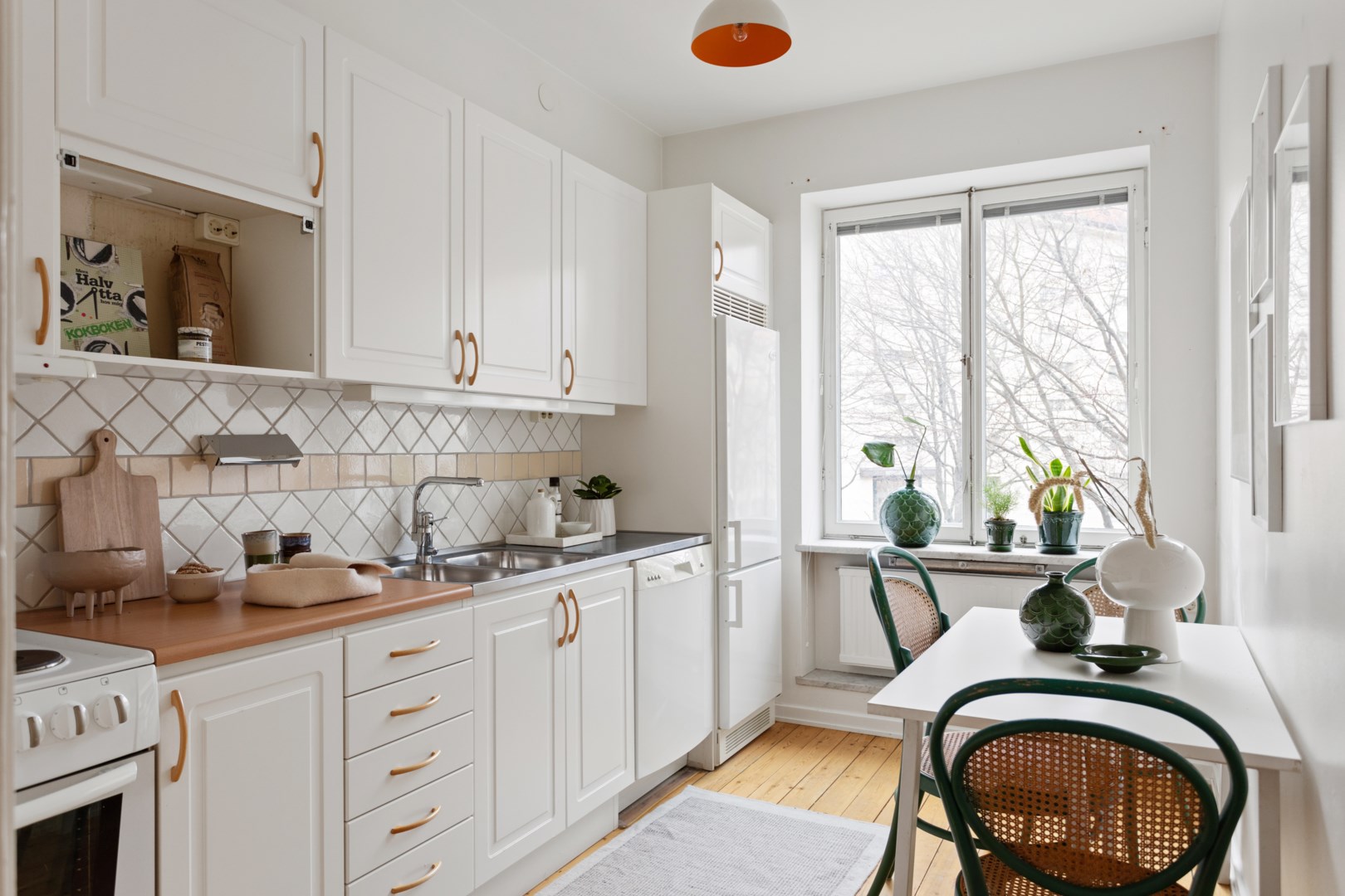 Bostadsbild från Rosenlundsgatan 38A, 1tr, Såld i Södermalm, Stockholm