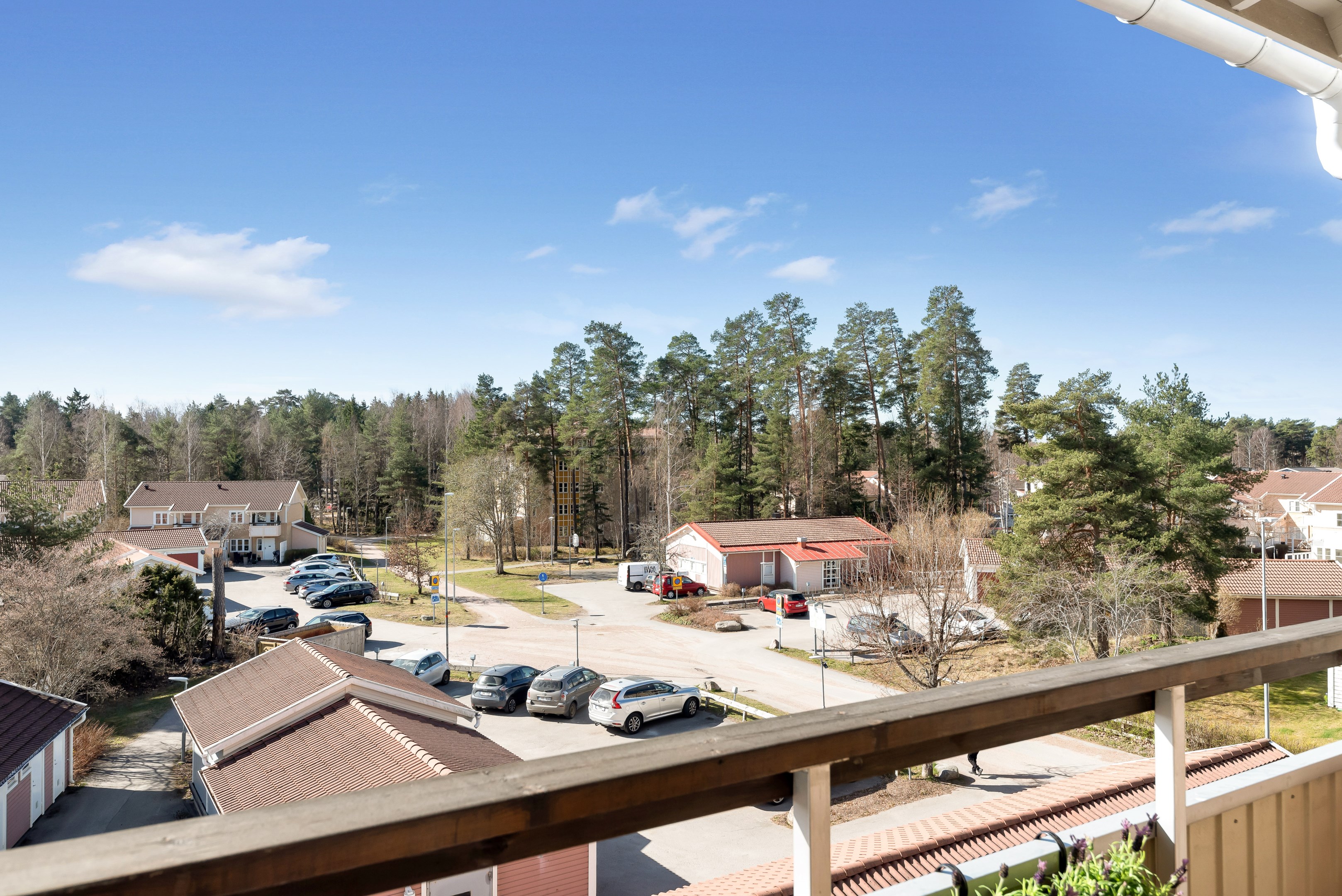 Bostadsbild från Dalaresan 2A, Såld i Sävja, Uppsala