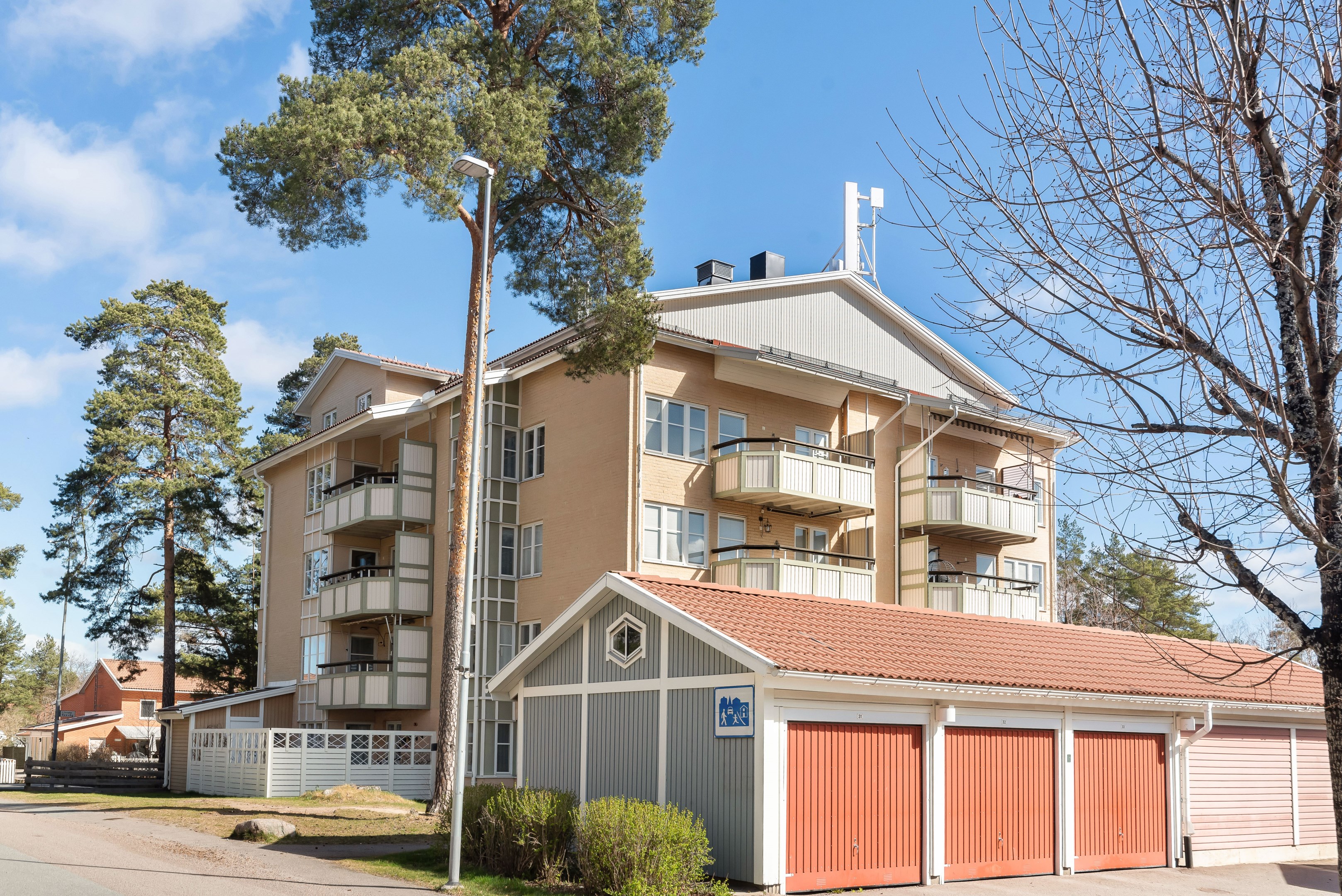 Bostadsbild från Dalaresan 2A, Såld i Sävja, Uppsala