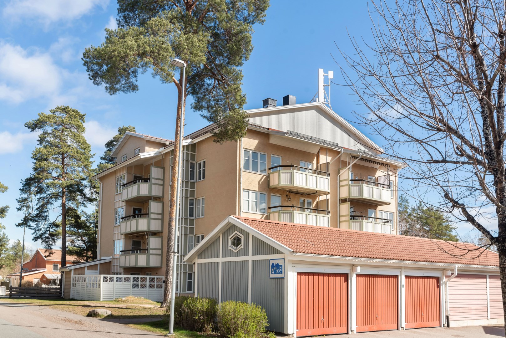 Bostadsbild från Dalaresan 2A, Såld i Sävja, Uppsala