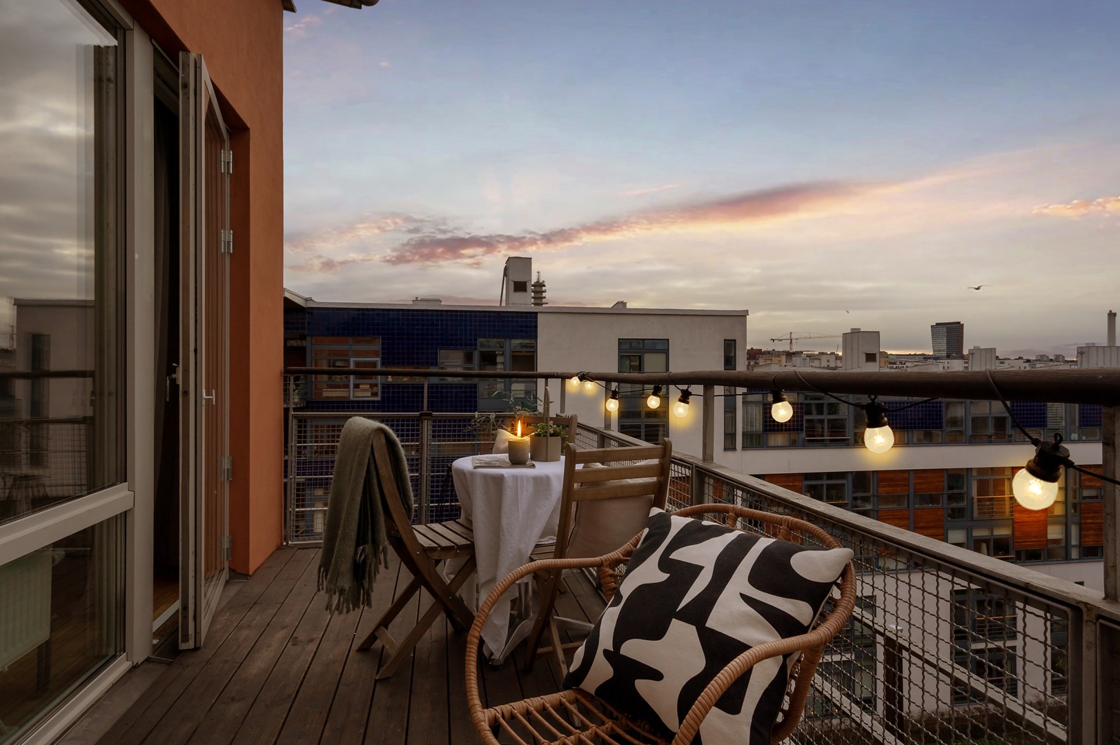 Bostadsbild från Lugnets allé 65, vån 5/5, Såld i Hammarby Sjöstad, Stockholm