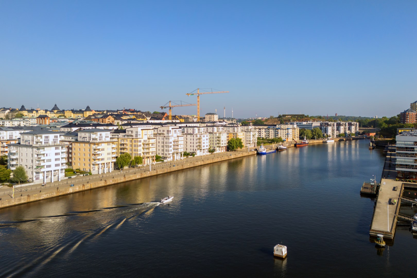 Bostadsbild från Lugnets allé 65, vån 5/5, Såld i Hammarby Sjöstad, Stockholm