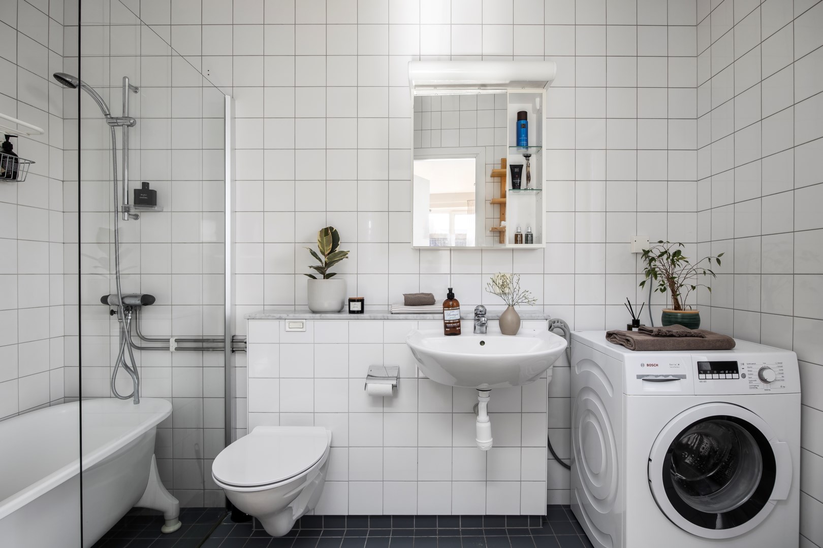 Bostadsbild från Lugnets allé 65, vån 5/5, Såld i Hammarby Sjöstad, Stockholm