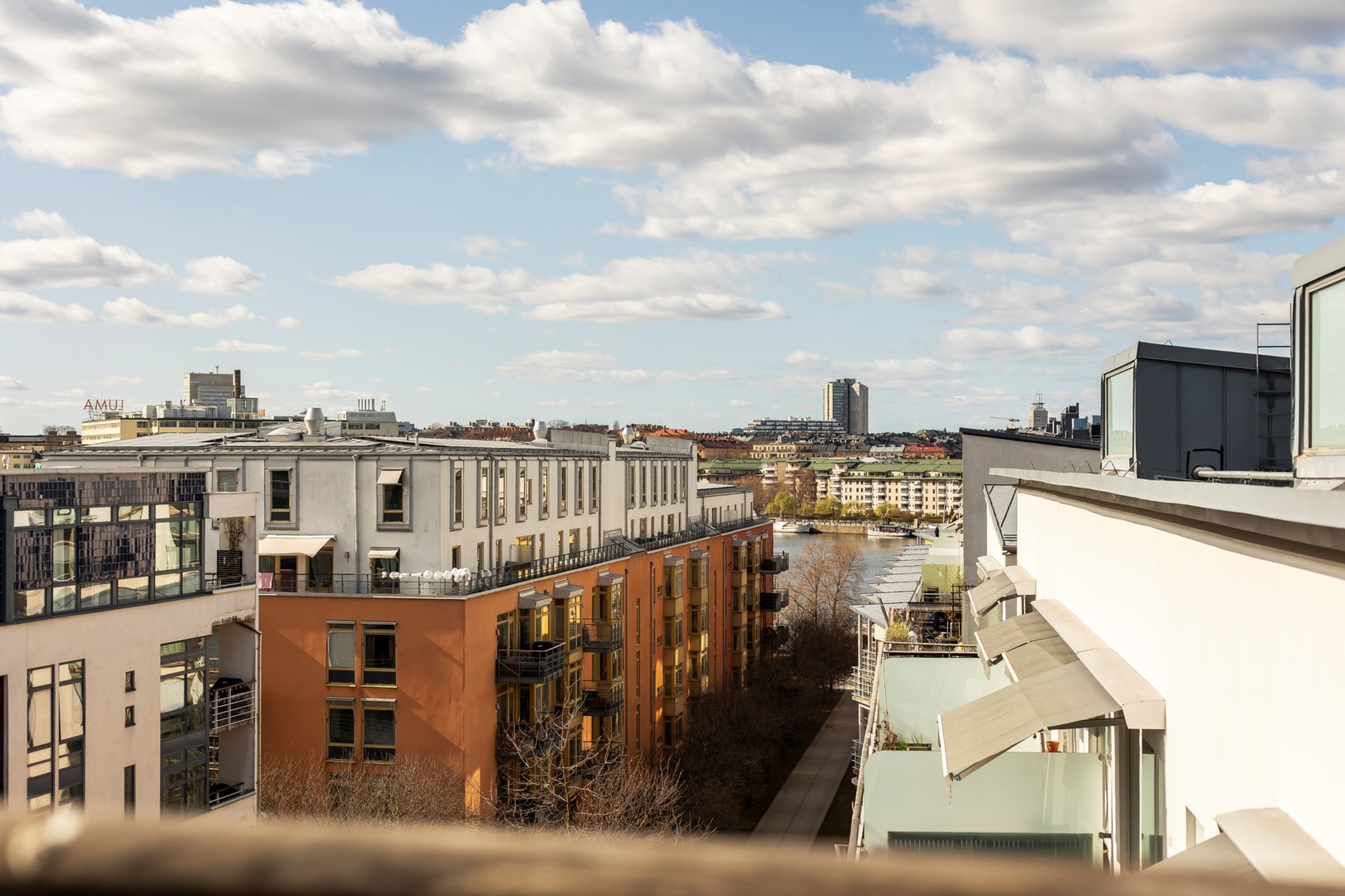 Bostadsbild från Lugnets allé 65, vån 5/5, Såld i Hammarby Sjöstad, Stockholm