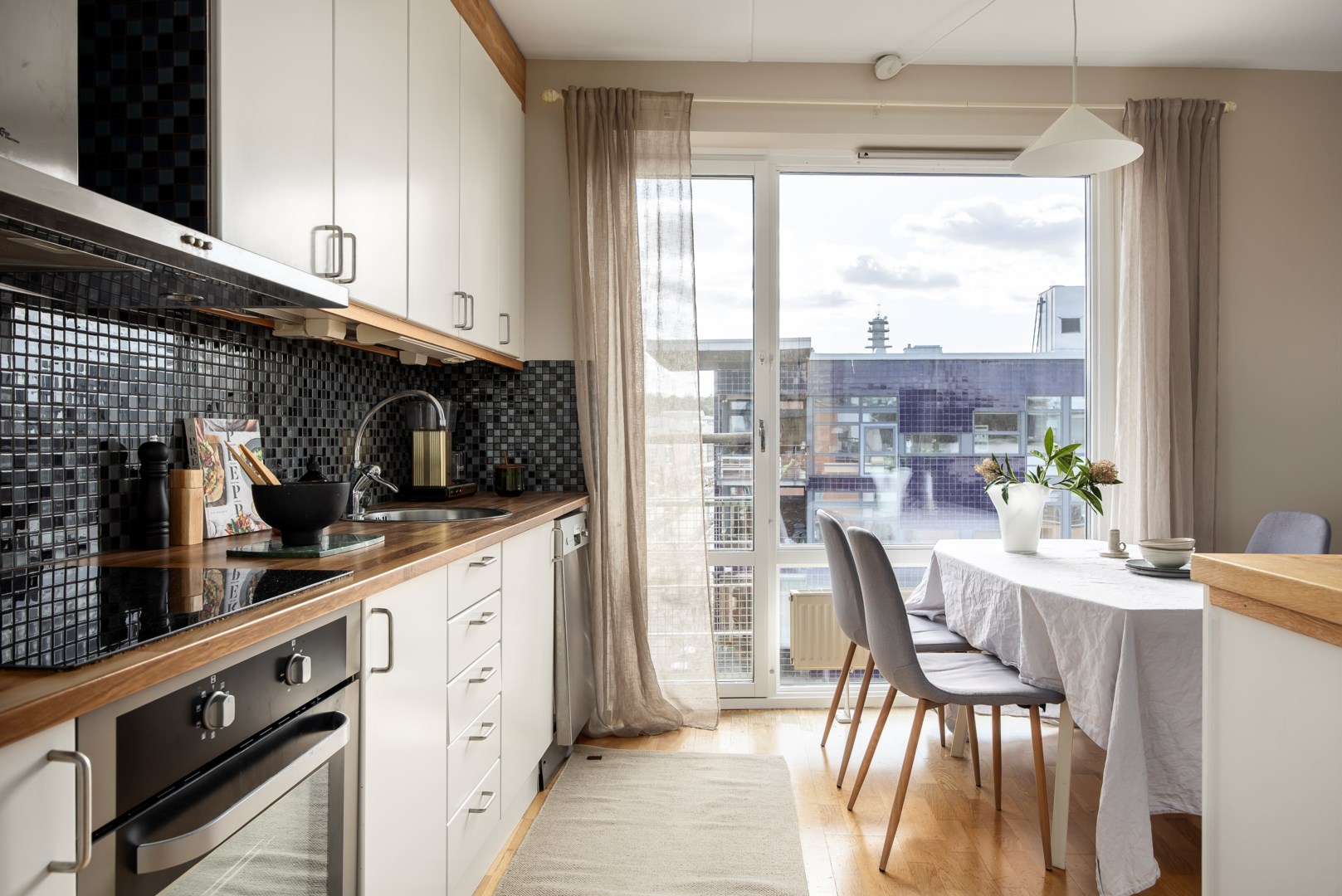 Bostadsbild från Lugnets allé 65, vån 5/5, Såld i Hammarby Sjöstad, Stockholm