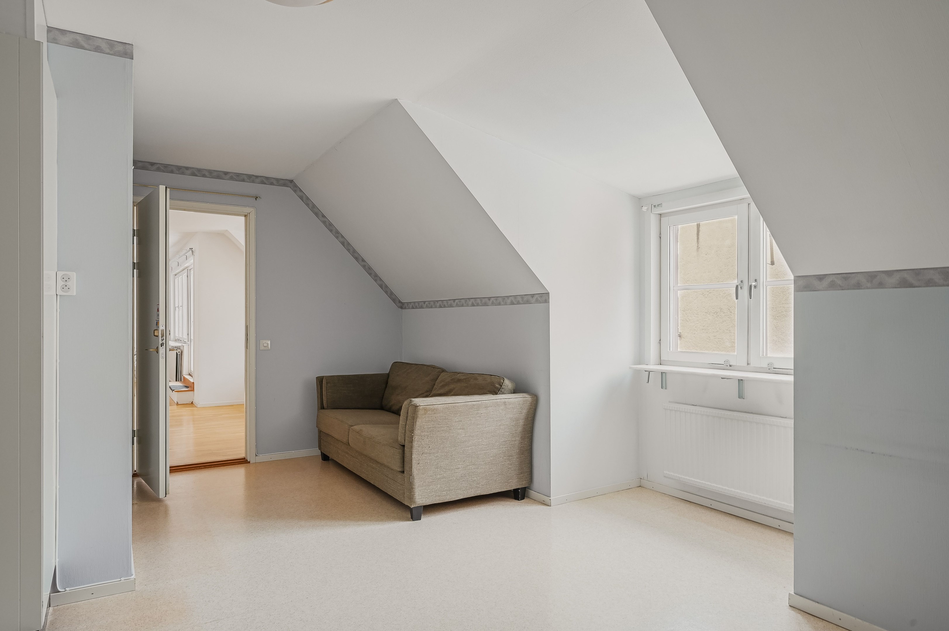 Potentiell uthyrningsdel eller sovrum/extra vardagsrum