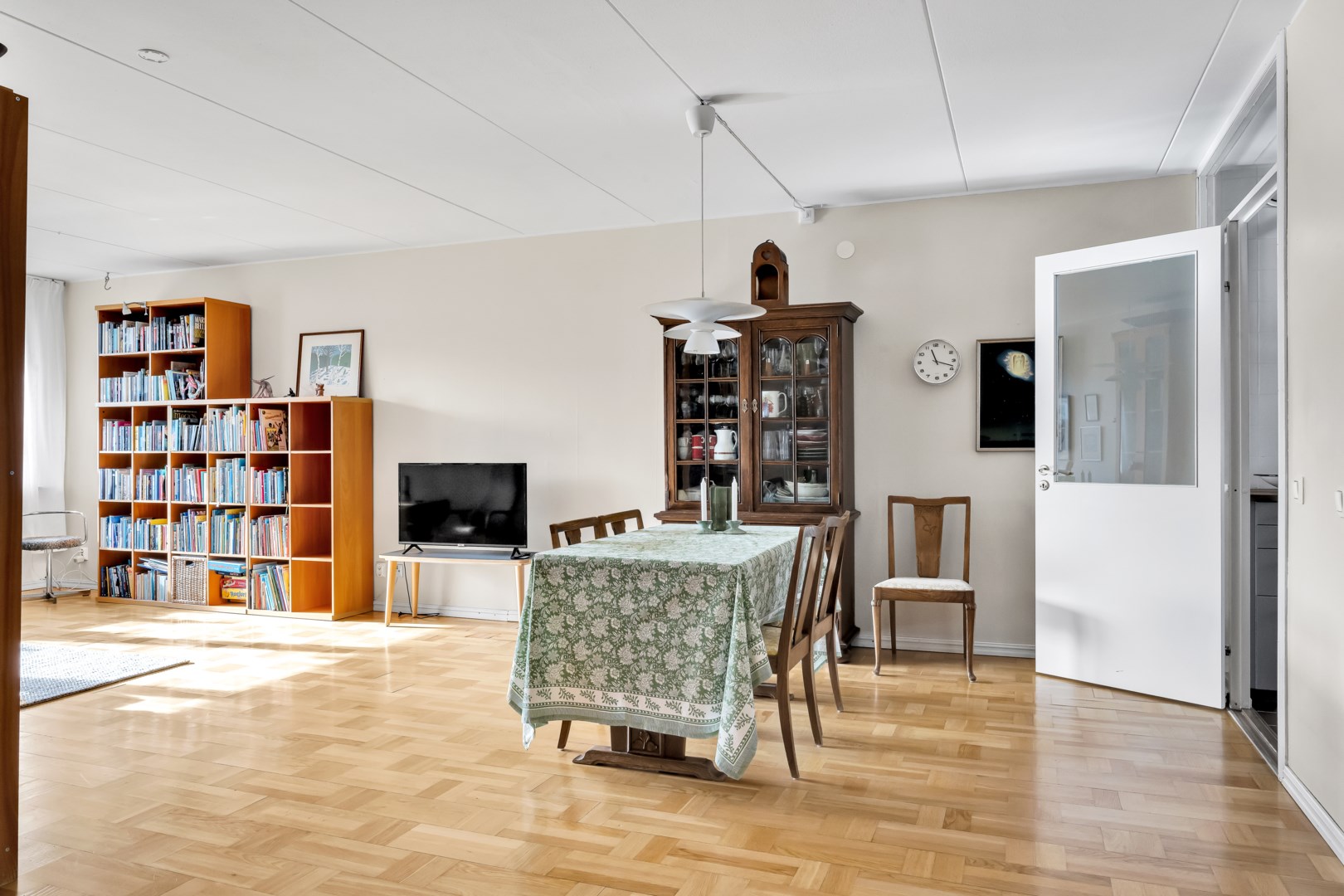 Bostadsbild från Karin Boyegatan 14G, Såld i Löten, Uppsala