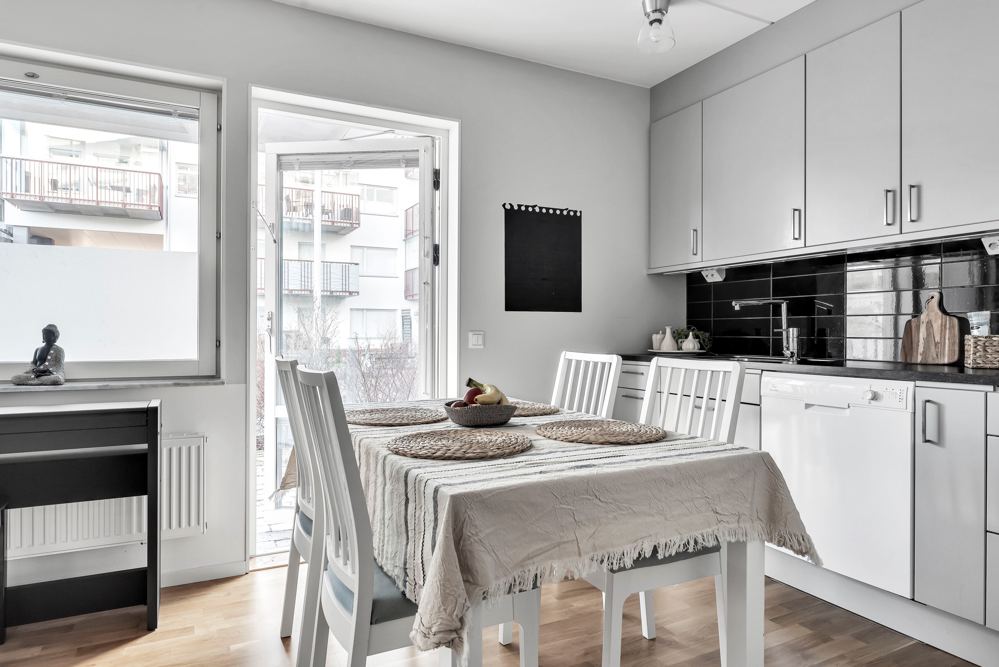 Bostadsbild från Solskensgatan 5, Till salu i Gränby, Uppsala