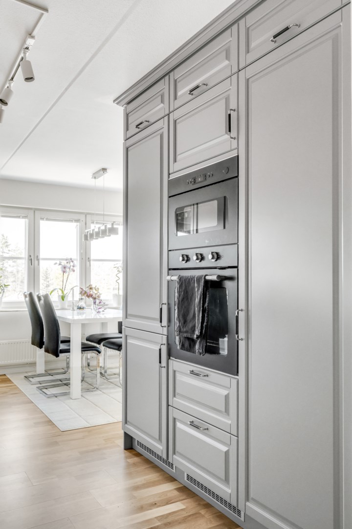 Bostadsbild från Västgötaresan 44, Till salu i Sävja, Uppsala