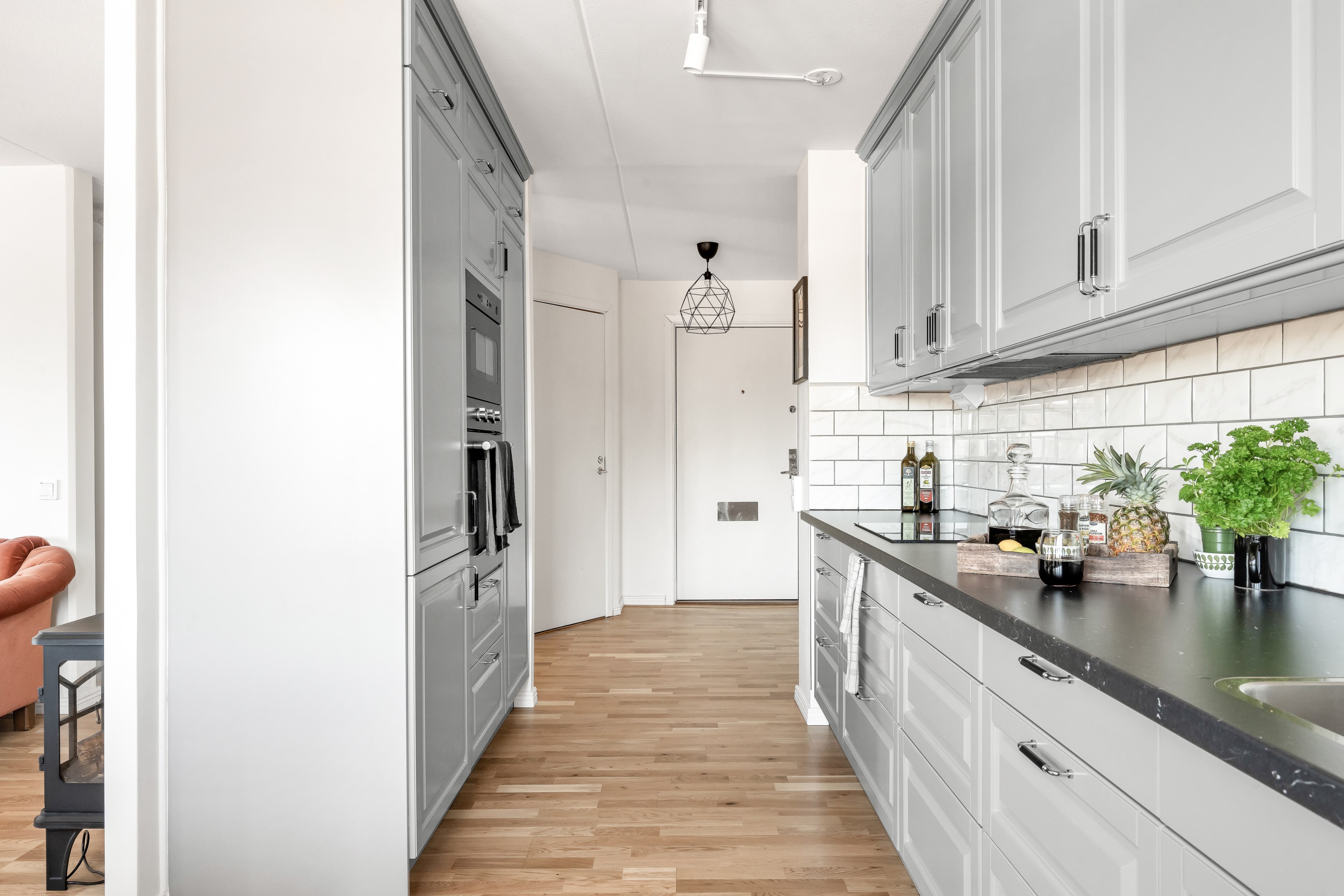 Bostadsbild från Västgötaresan 44, Till salu i Sävja, Uppsala