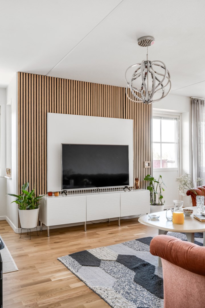 Bostadsbild från Västgötaresan 44, Till salu i Sävja, Uppsala