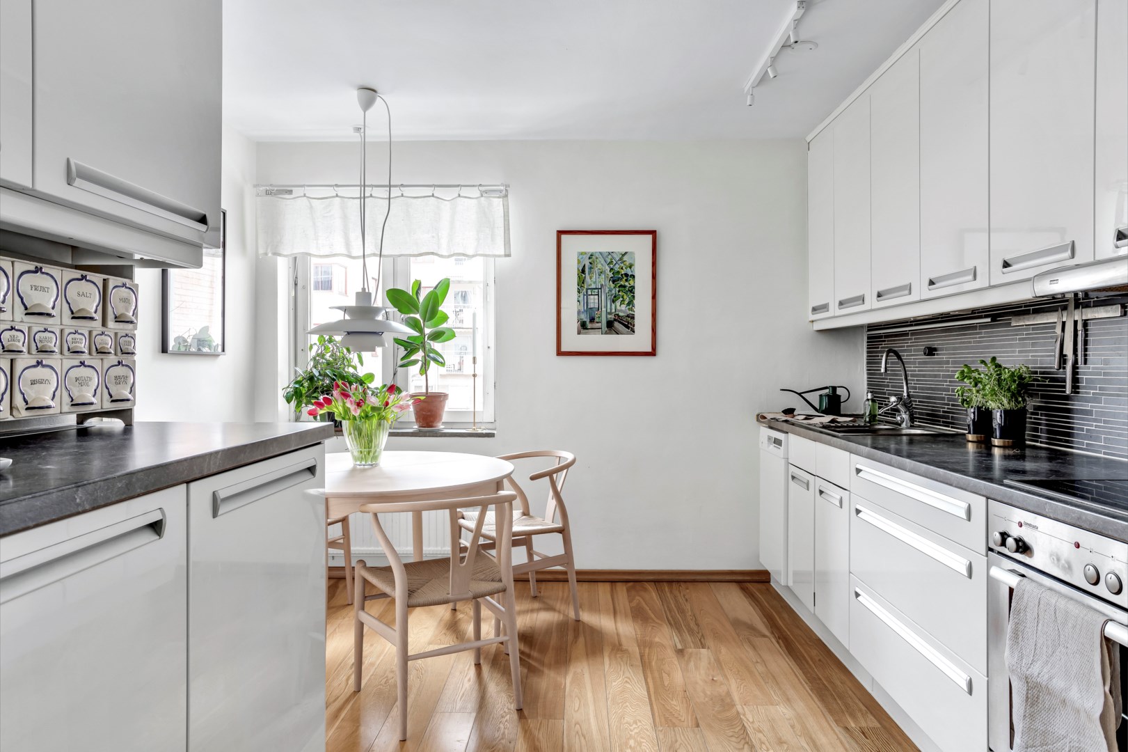 Bostadsbild från Hamnesplanaden 4A, Såld i Centrum, Uppsala