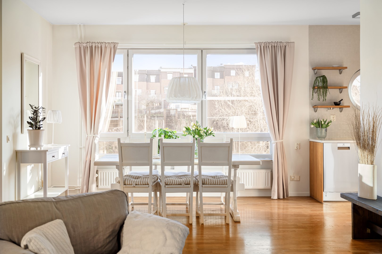 Bostadsbild från Mannagrynstorget 1, Såld i Saltsjöqvarn, Nacka