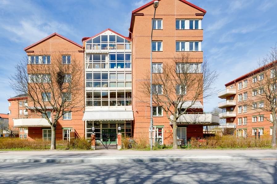 Bostaden placerad högst upp till vänster