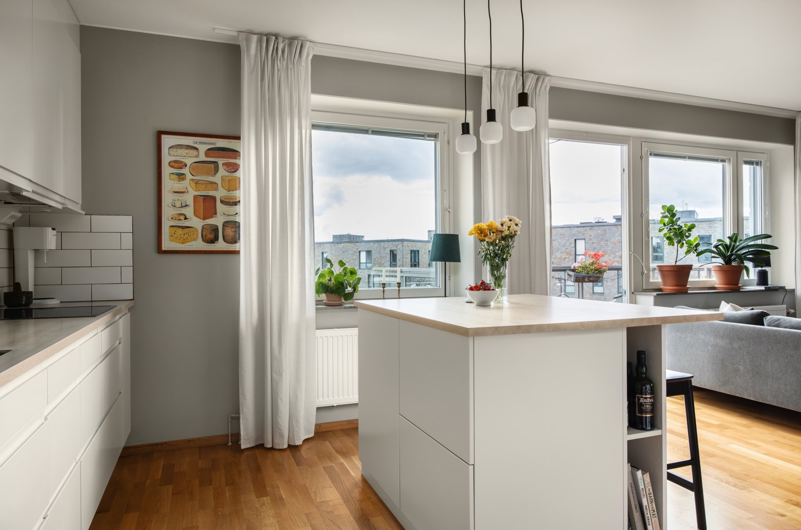 Bostadsbild från Tollare torg 2, Till salu i Tollare, Nacka