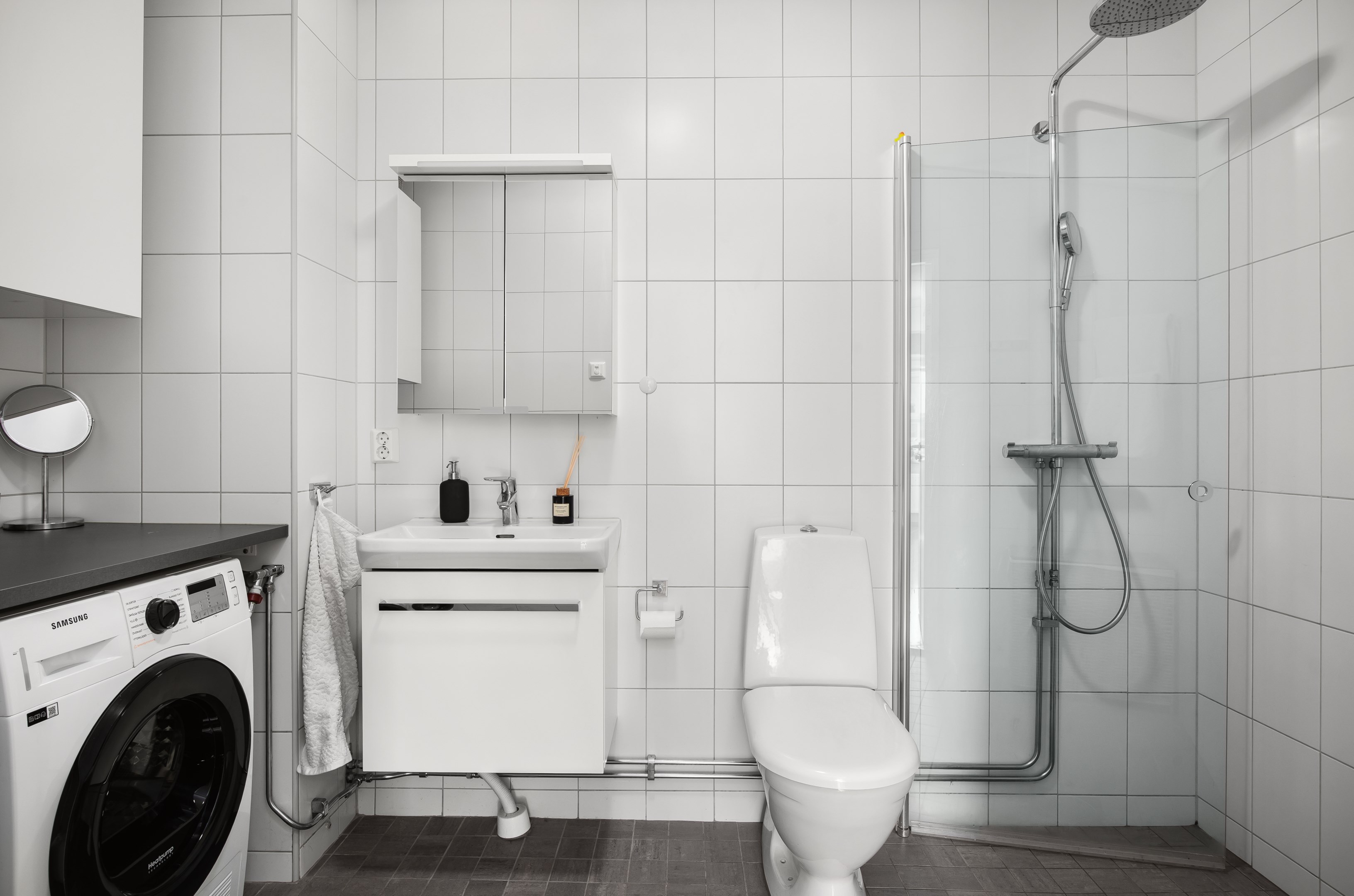 Bostadsbild från Tollare torg 2, Såld i Tollare, Nacka