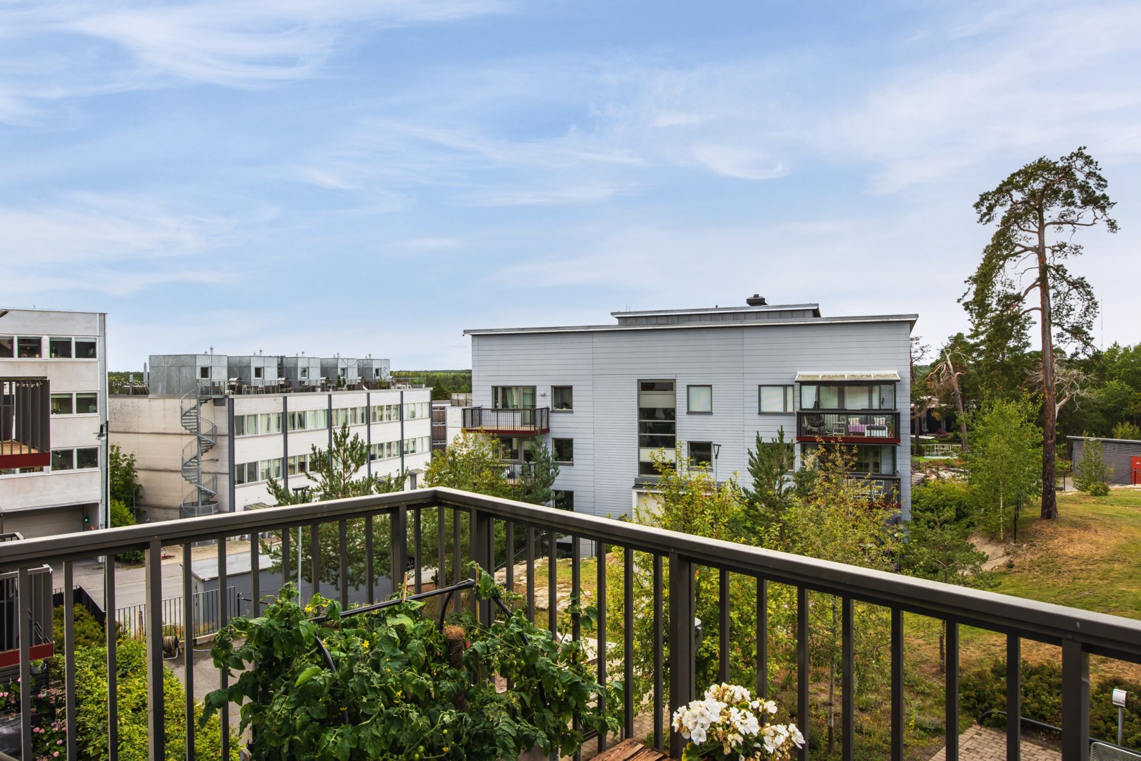 Bostadsbild från Tollare torg 2, Till salu i Tollare, Nacka