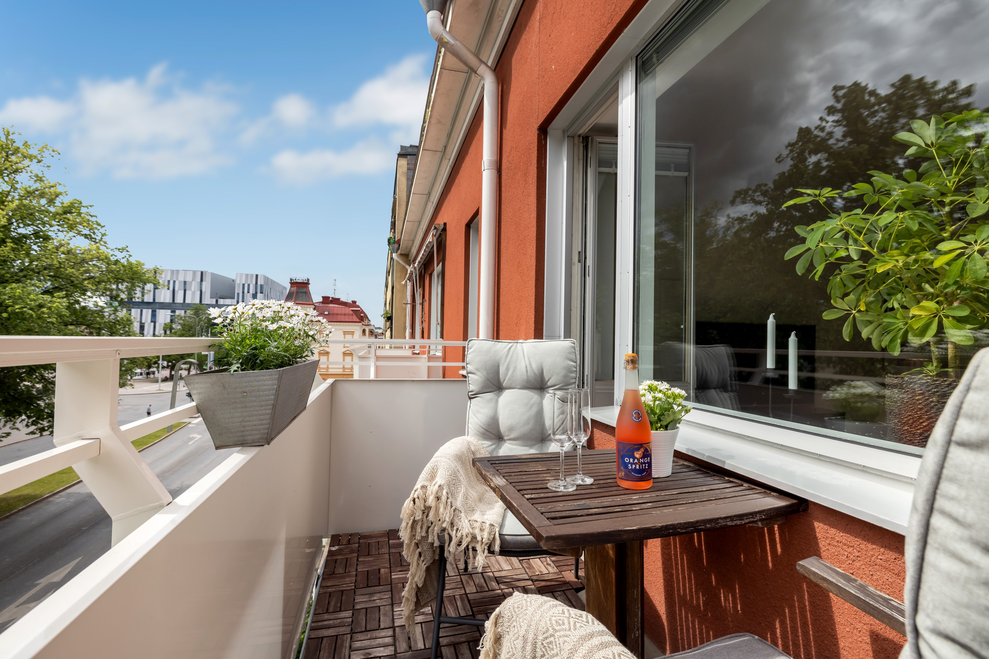 Bostadsbild från Vaksalagatan 36A, Till salu i Höganäs, Uppsala