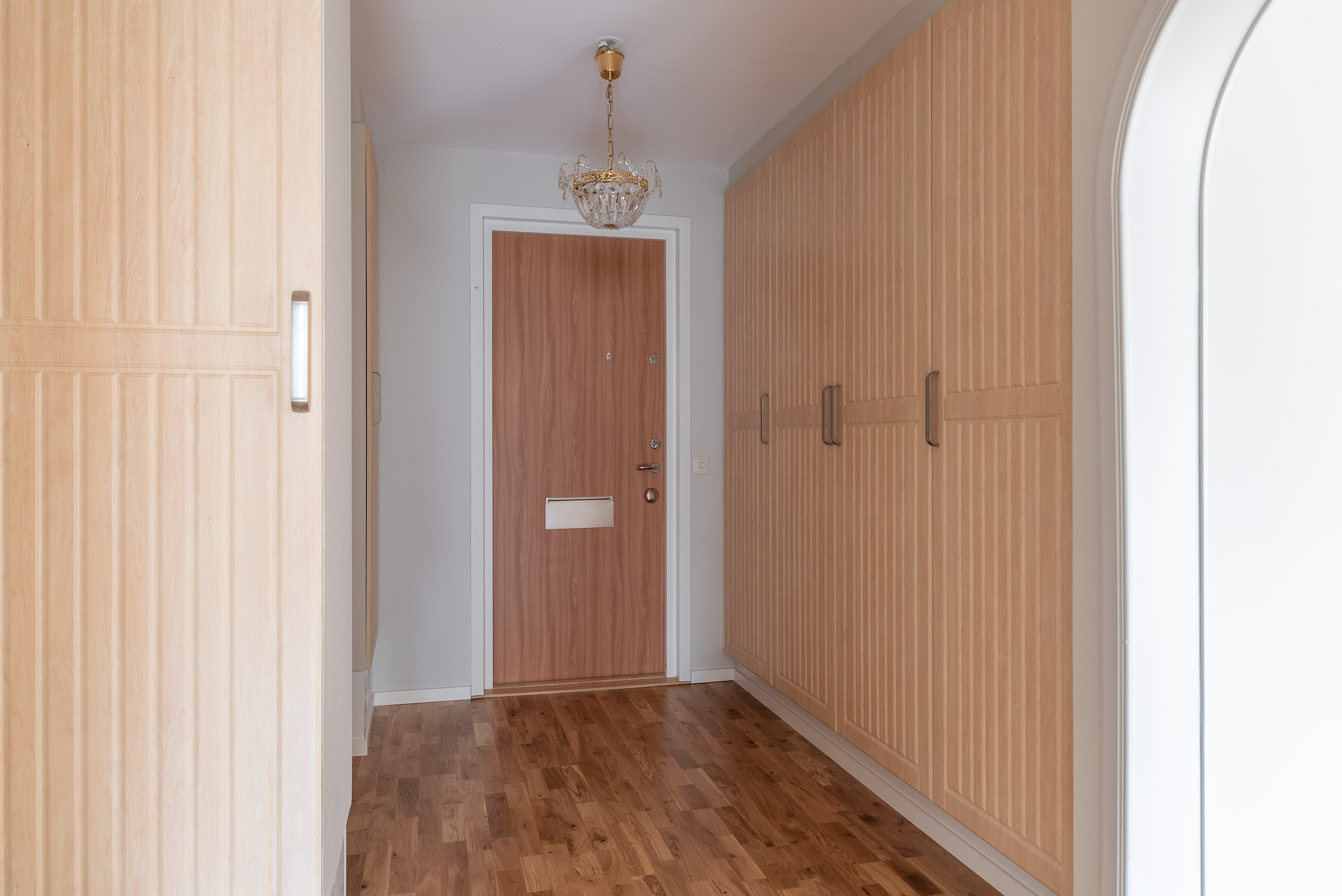 Bostadsbild från Släggkastargatan 11, Såld i Rönnby, Västerås