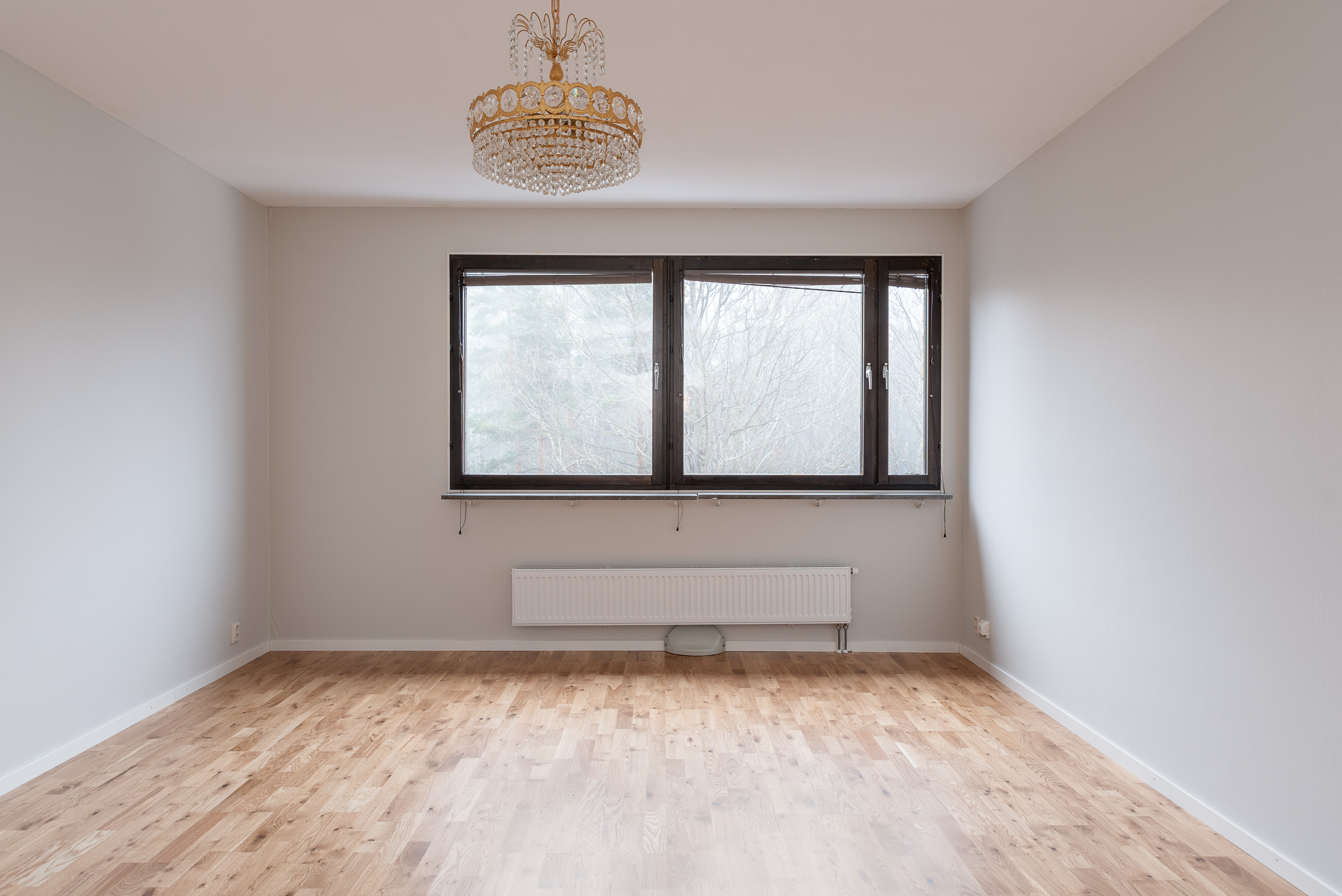 Bostadsbild från Släggkastargatan 11, Såld i Rönnby, Västerås