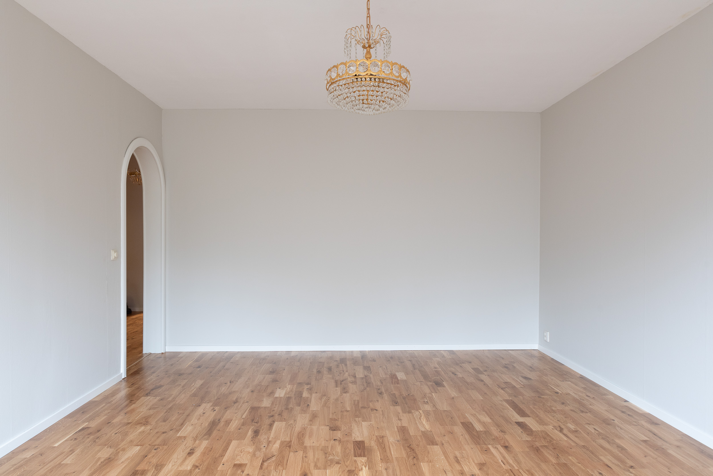 Bostadsbild från Släggkastargatan 11, Såld i Rönnby, Västerås