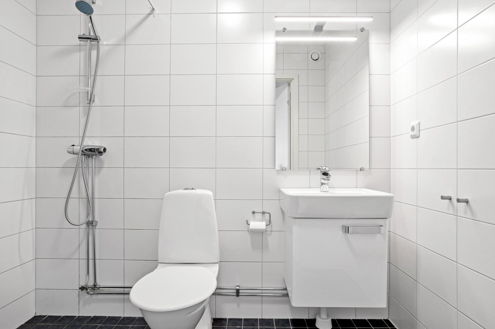 Bostadsbild från Råbyvägen 55E, Till salu i Gränby, Uppsala