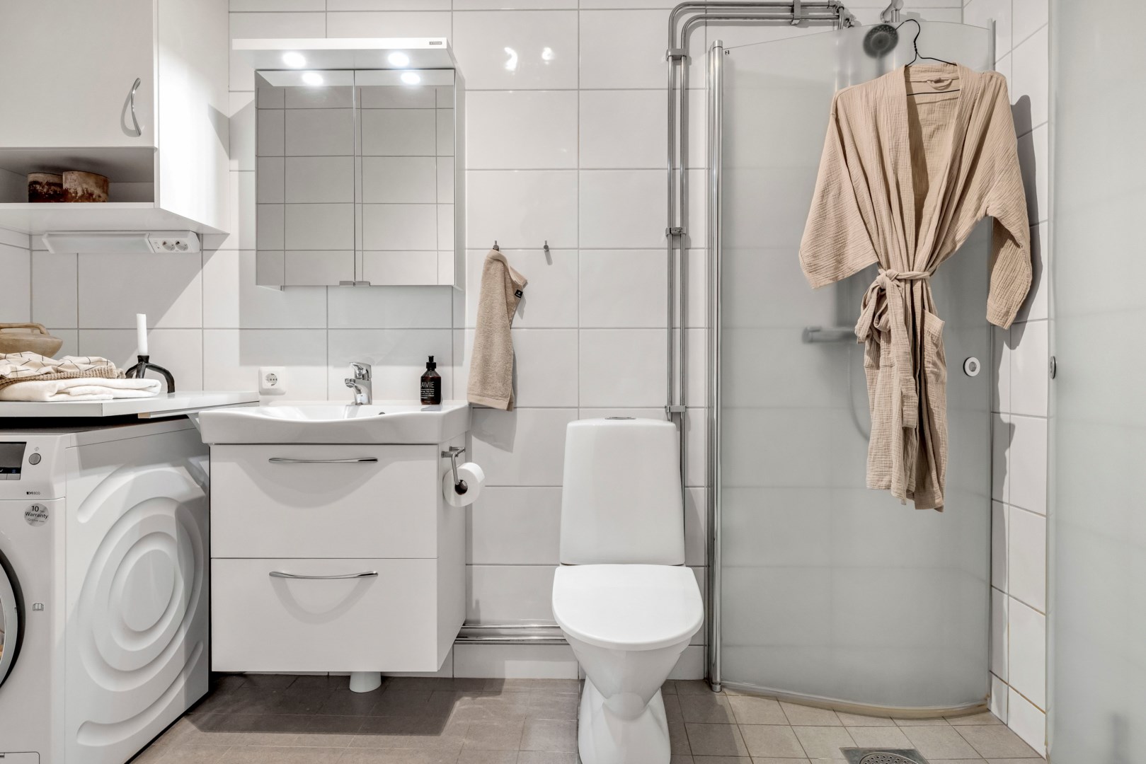 Bostadsbild från Råbyvägen 74, Såld i Kapellgärdet, Uppsala