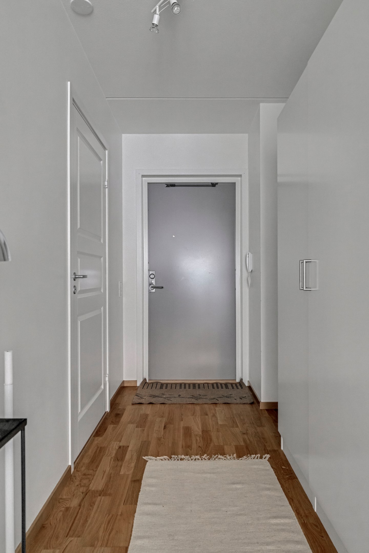 Bostadsbild från Råbyvägen 74, Såld i Kapellgärdet, Uppsala