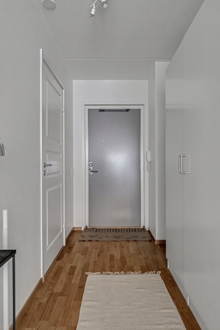 Bostadsbild från Råbyvägen 74, Såld i Kapellgärdet, Uppsala