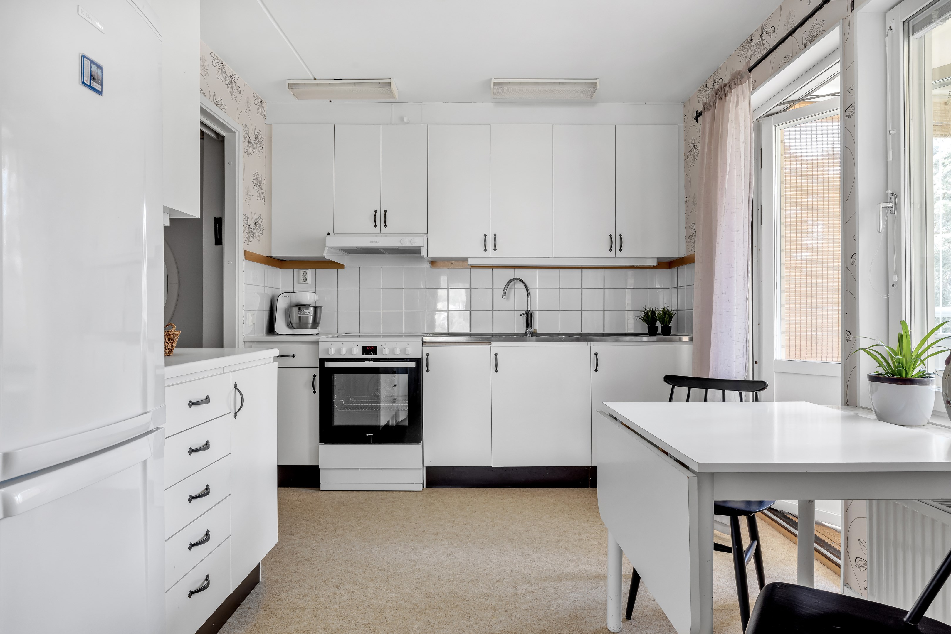 Bostadsbild från Stenbrohultsvägen 111, Såld i Sävja, Uppsala