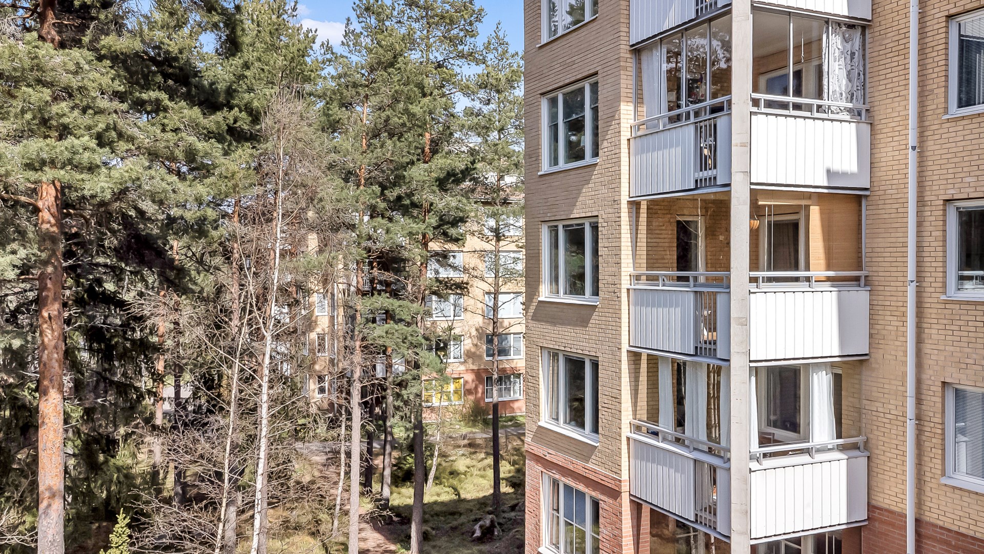 Bostadsbild från Stenbrohultsvägen 111, Såld i Sävja, Uppsala