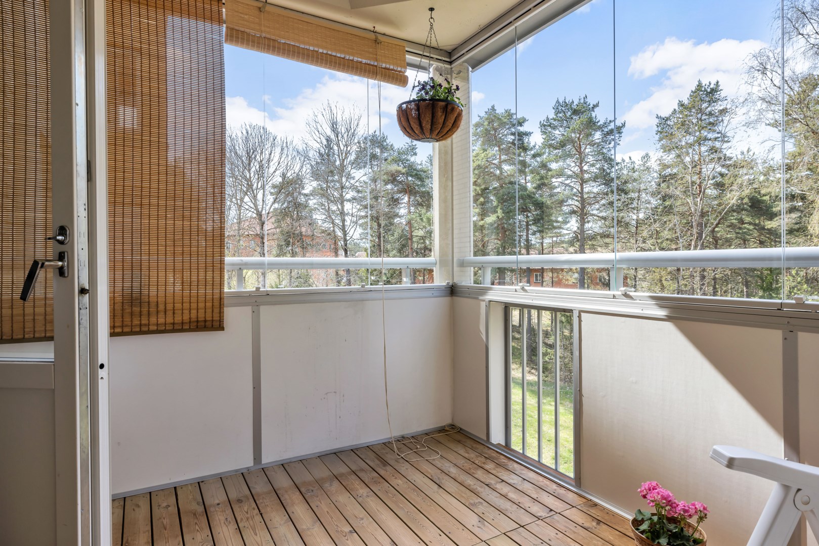 Bostadsbild från Stenbrohultsvägen 111, Såld i Sävja, Uppsala