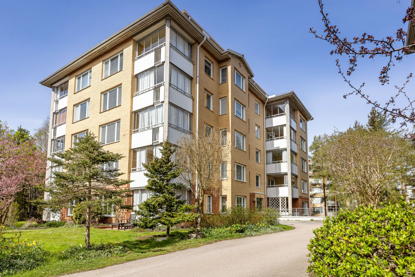 Bostadsbild från Stenbrohultsvägen 111, Såld i Sävja, Uppsala