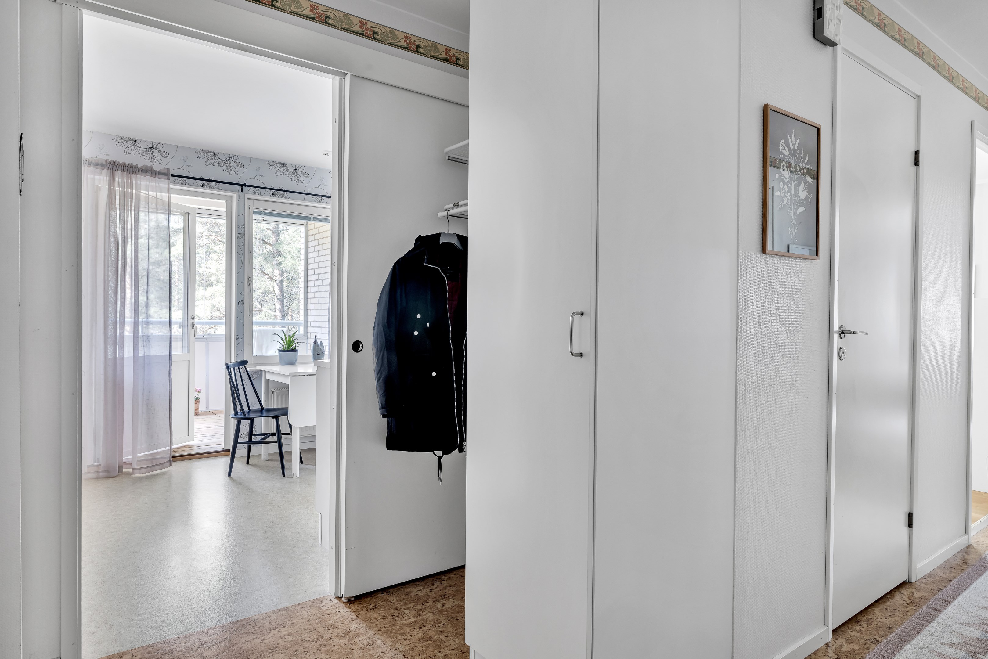 Bostadsbild från Stenbrohultsvägen 111, Såld i Sävja, Uppsala