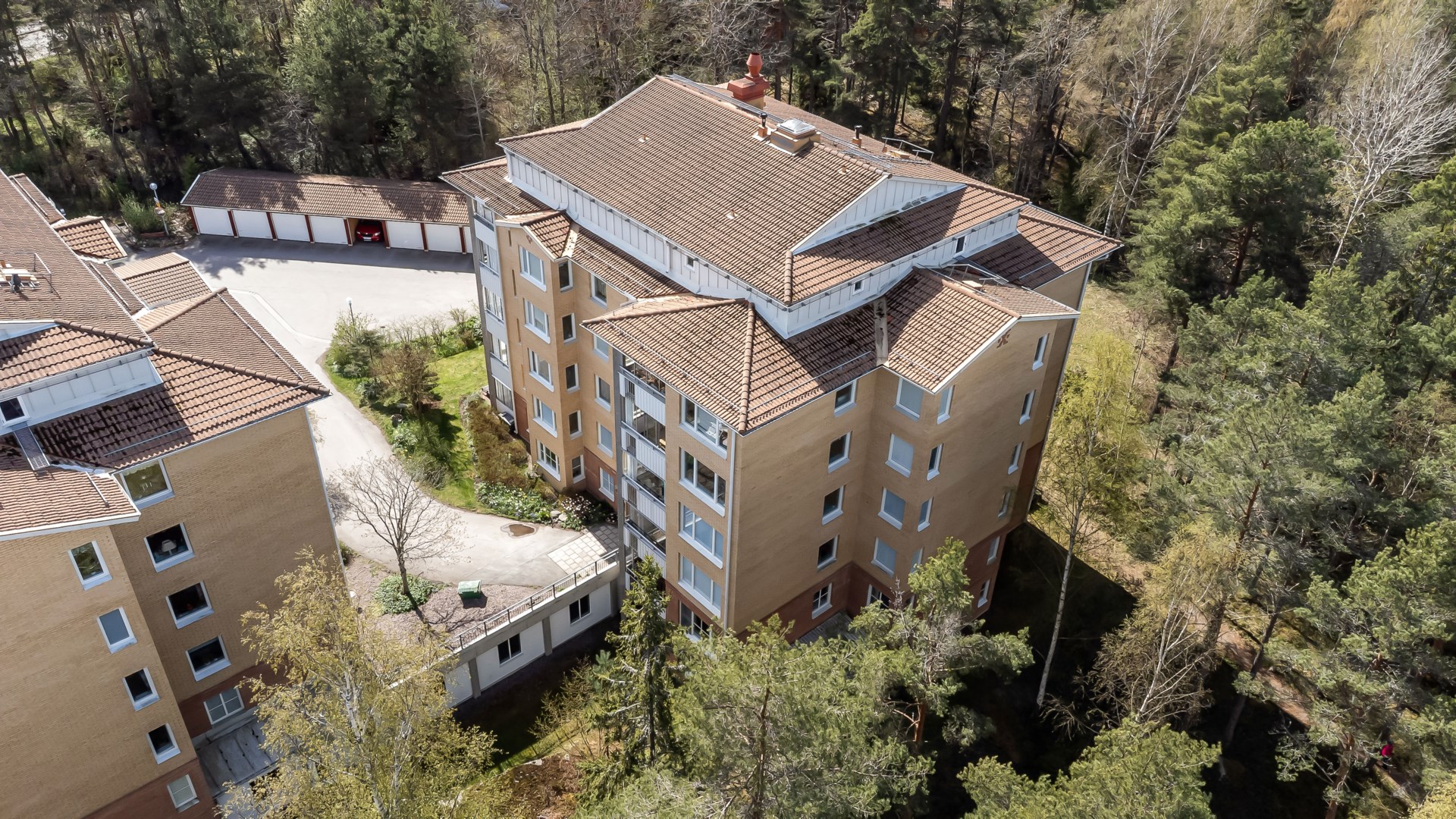 Bostadsbild från Stenbrohultsvägen 111, Såld i Sävja, Uppsala