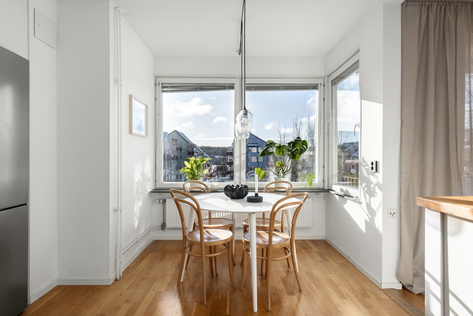 Bostadsbild från Järla Gårdsväg 23, Såld i Järla sjö, Nacka